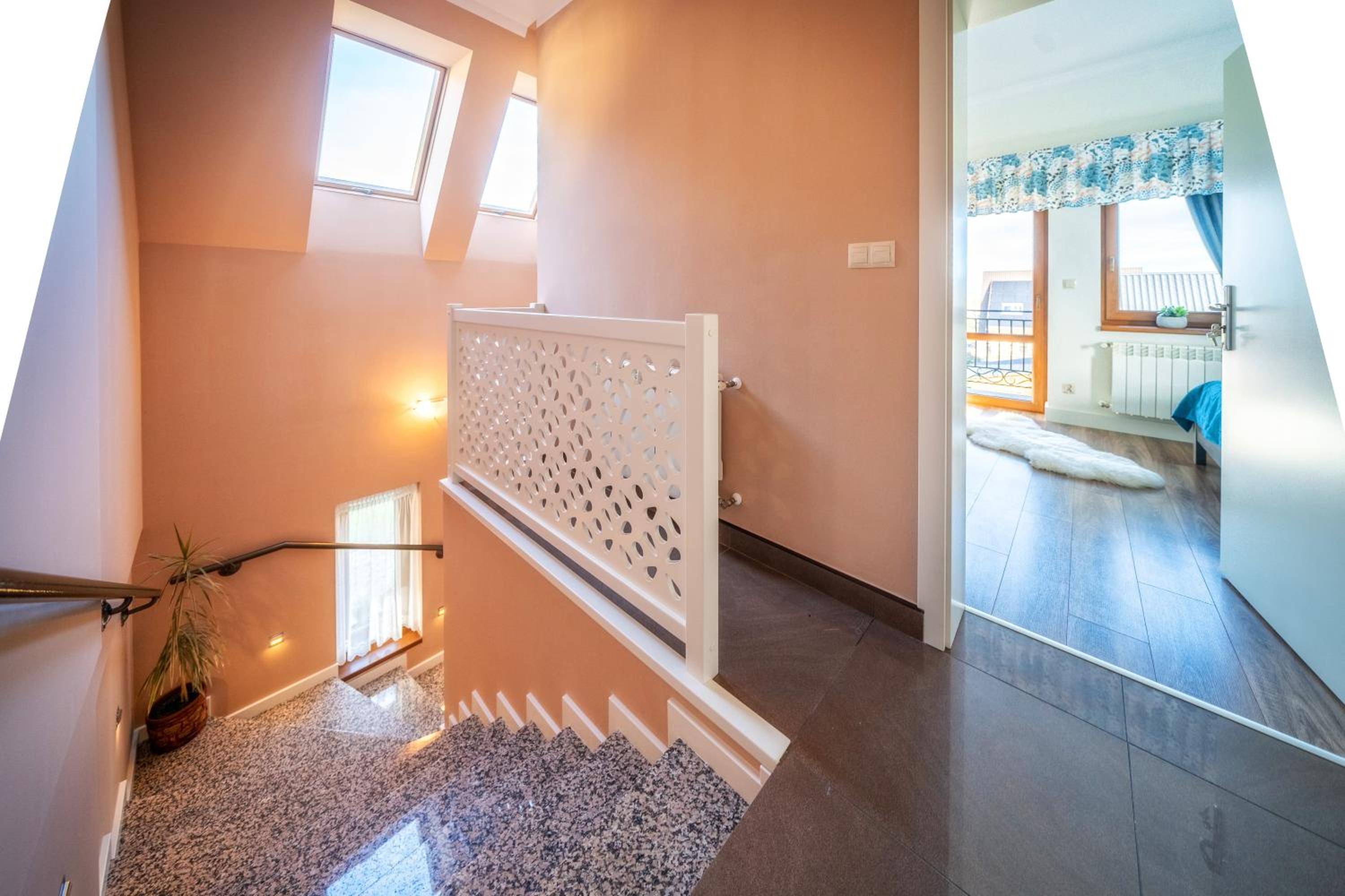 Apartment - Photo 8