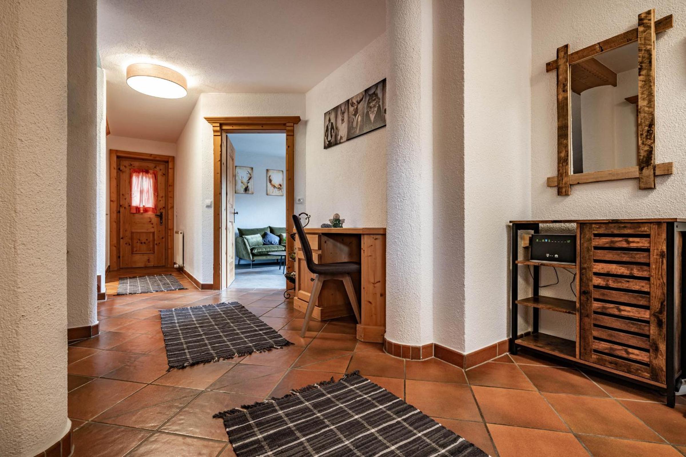 Four-Bedroom House photo 2