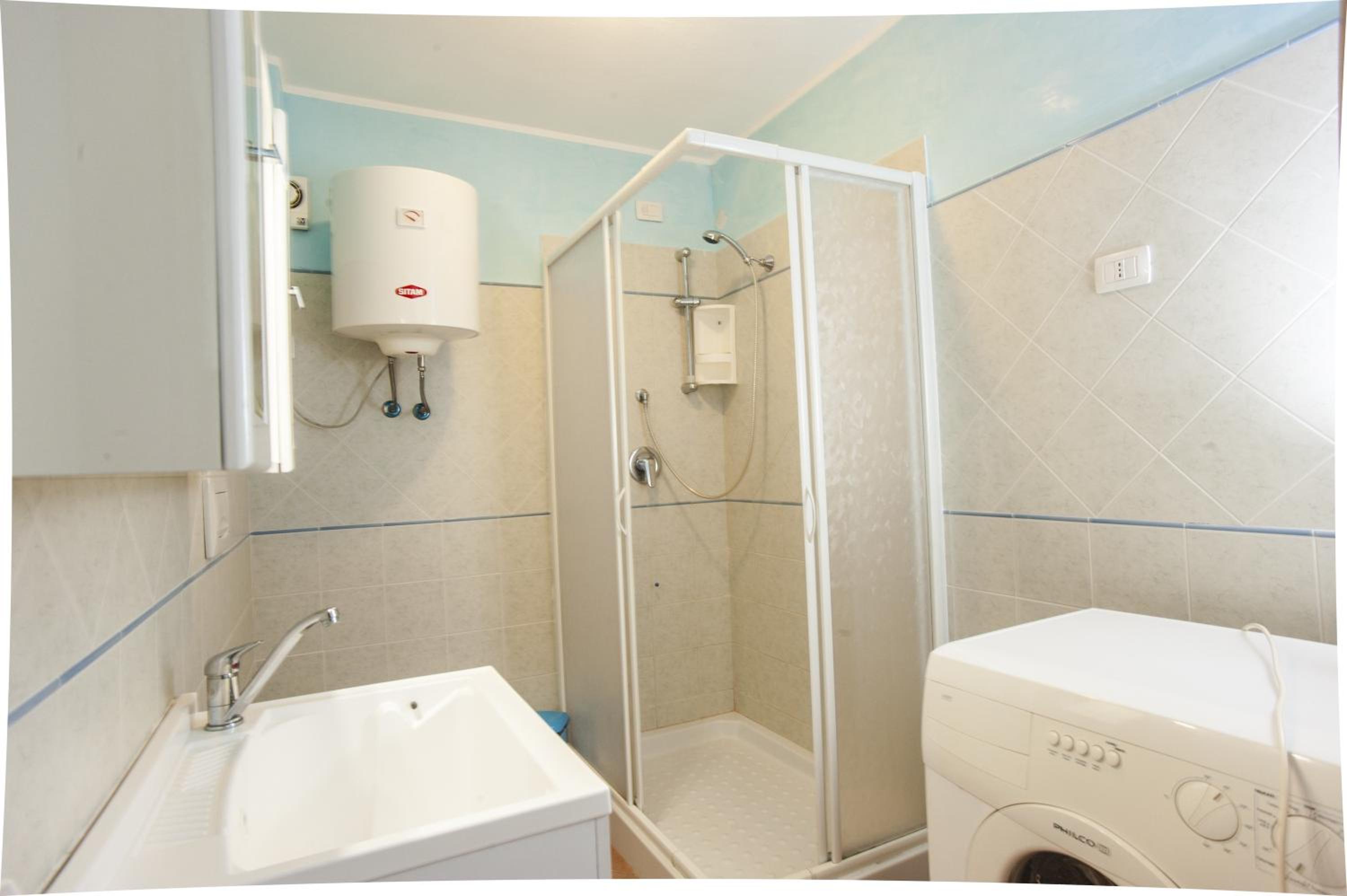 Villa photo 3