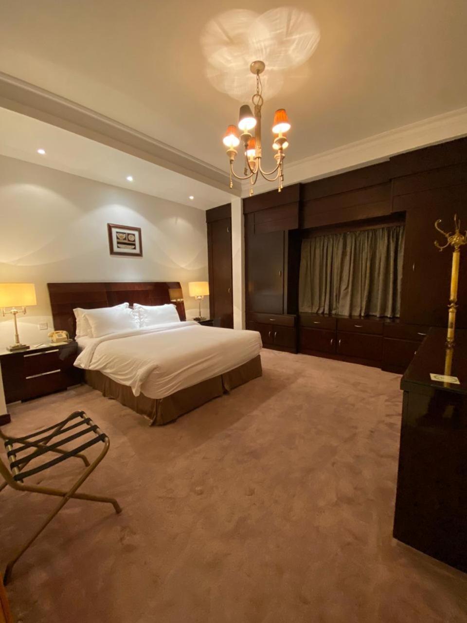 Three-Bedroom Villa - Photo 8