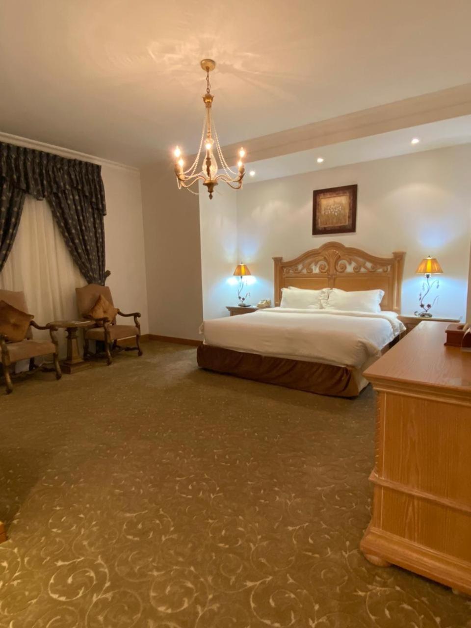 Three-Bedroom Villa - Photo 2
