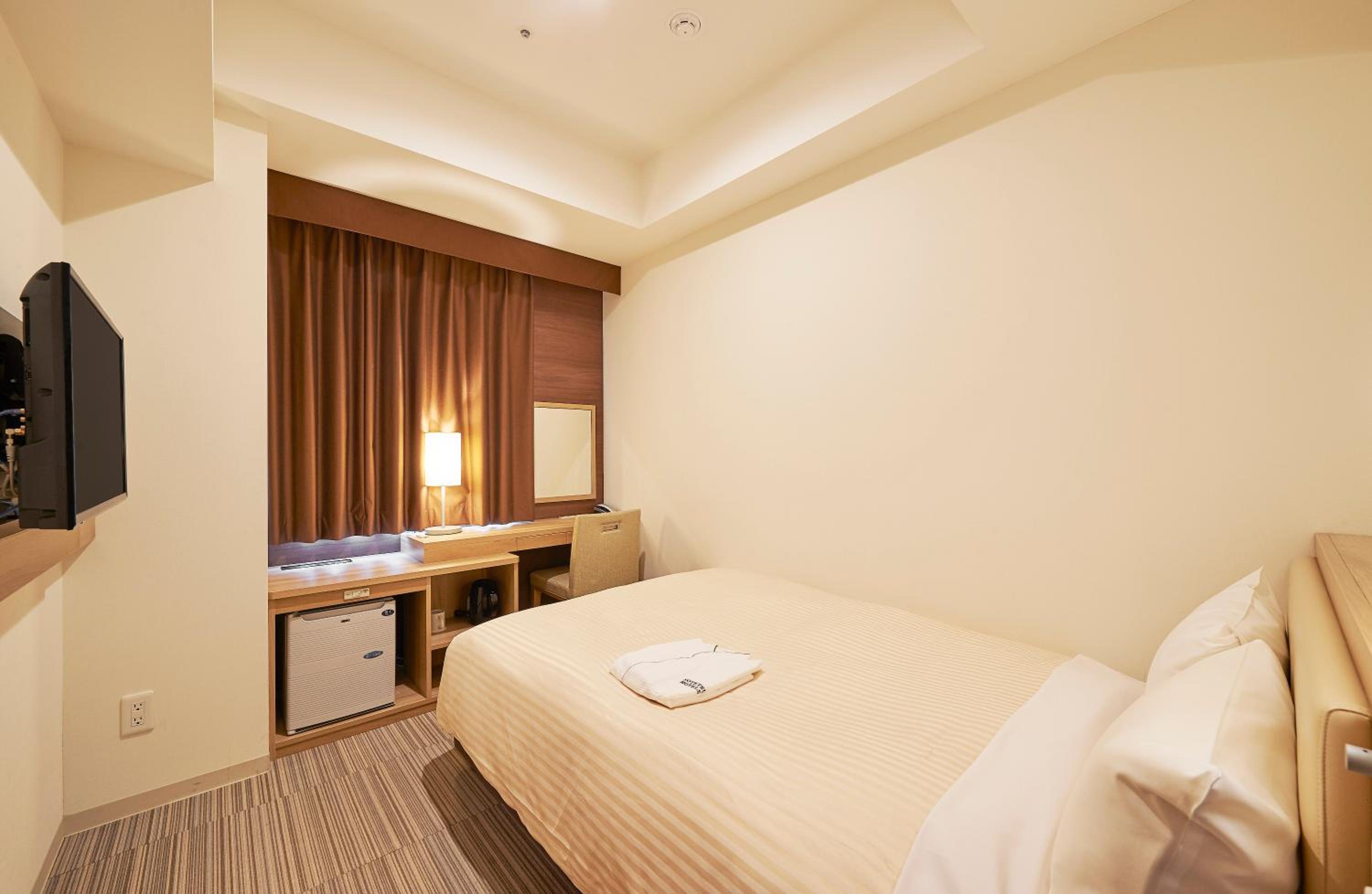 Single Room - Non-Smoking photo 3