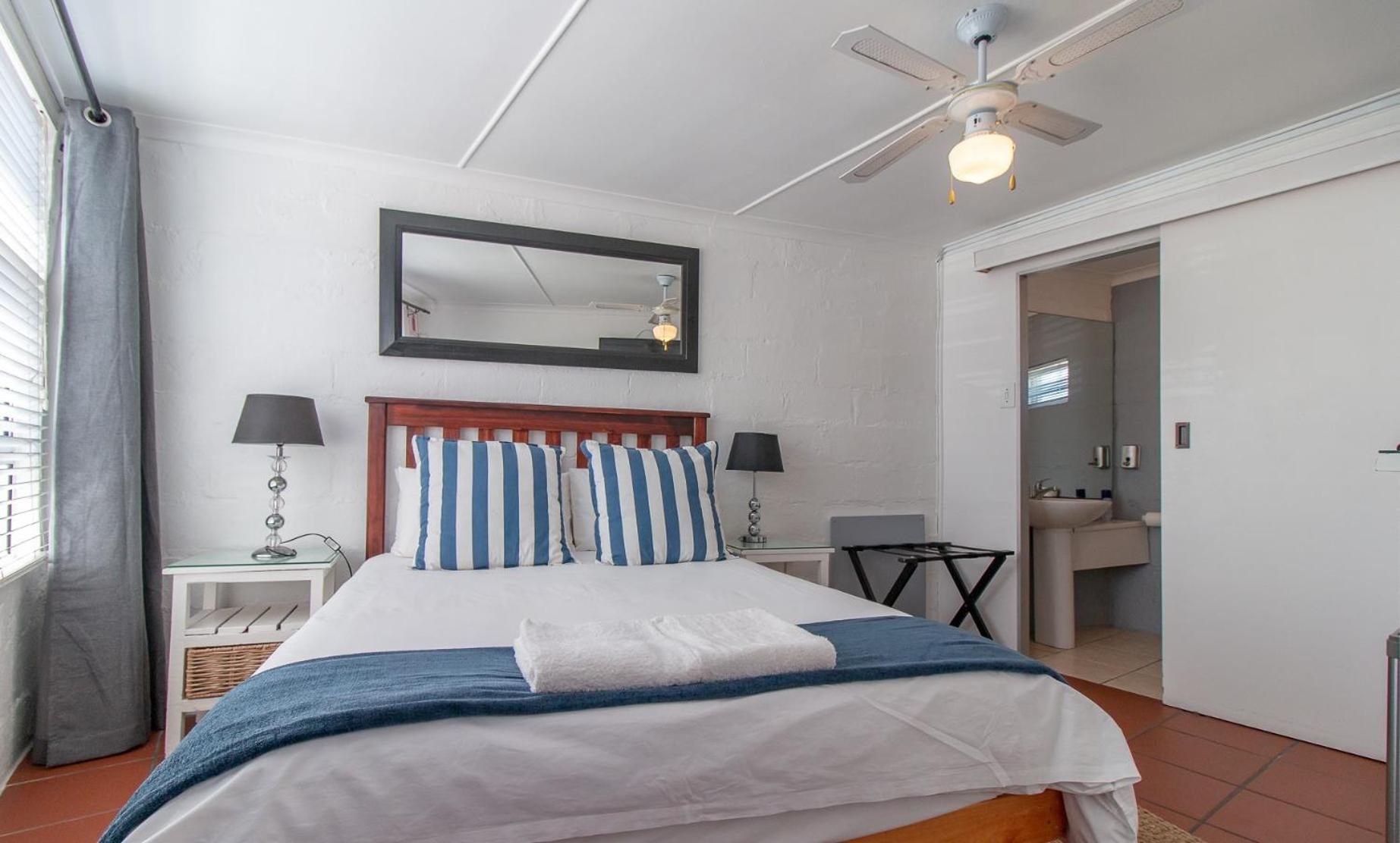 Queen Room photo 3