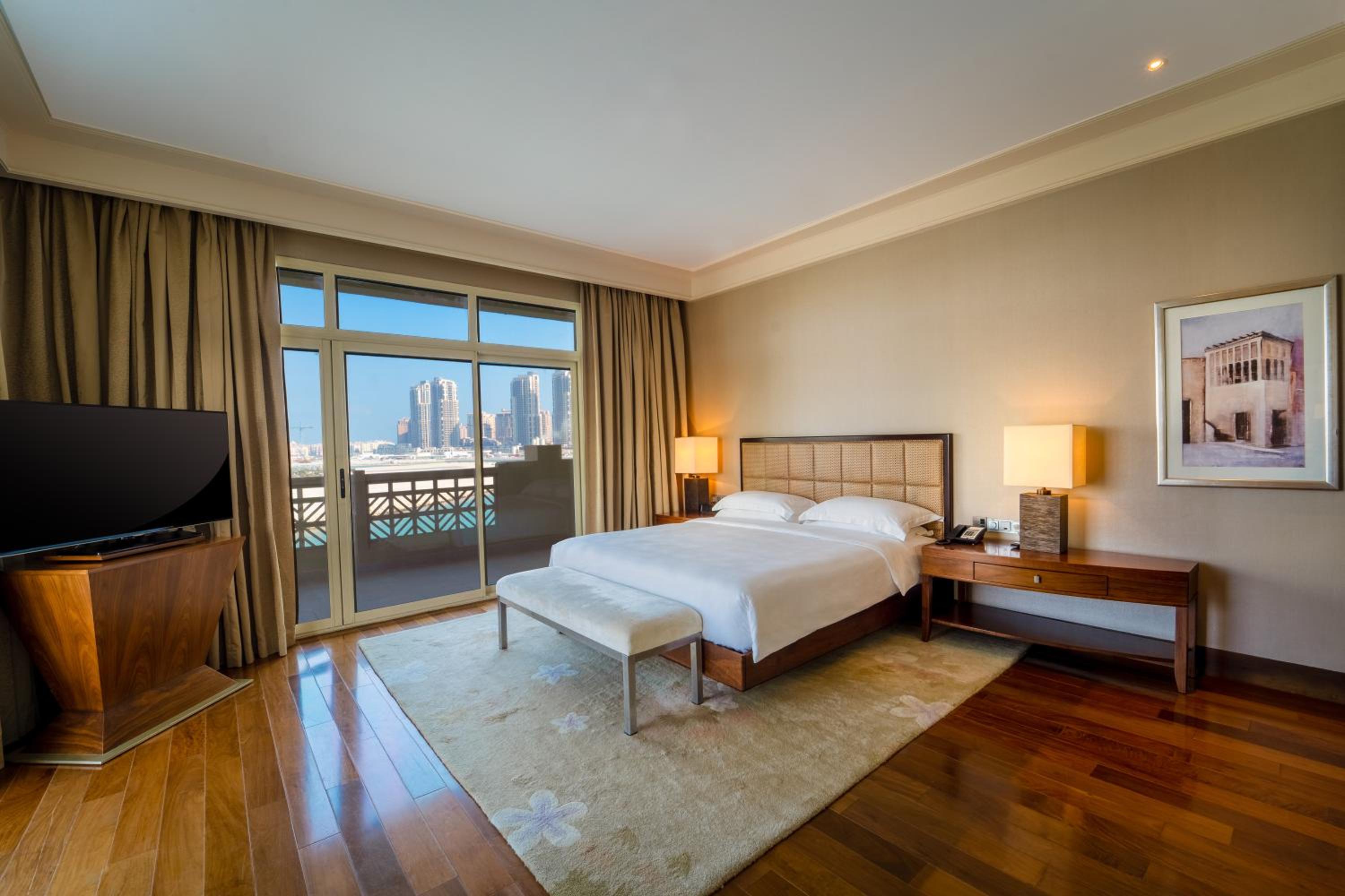 Al Mirqab Suite - Photo 1