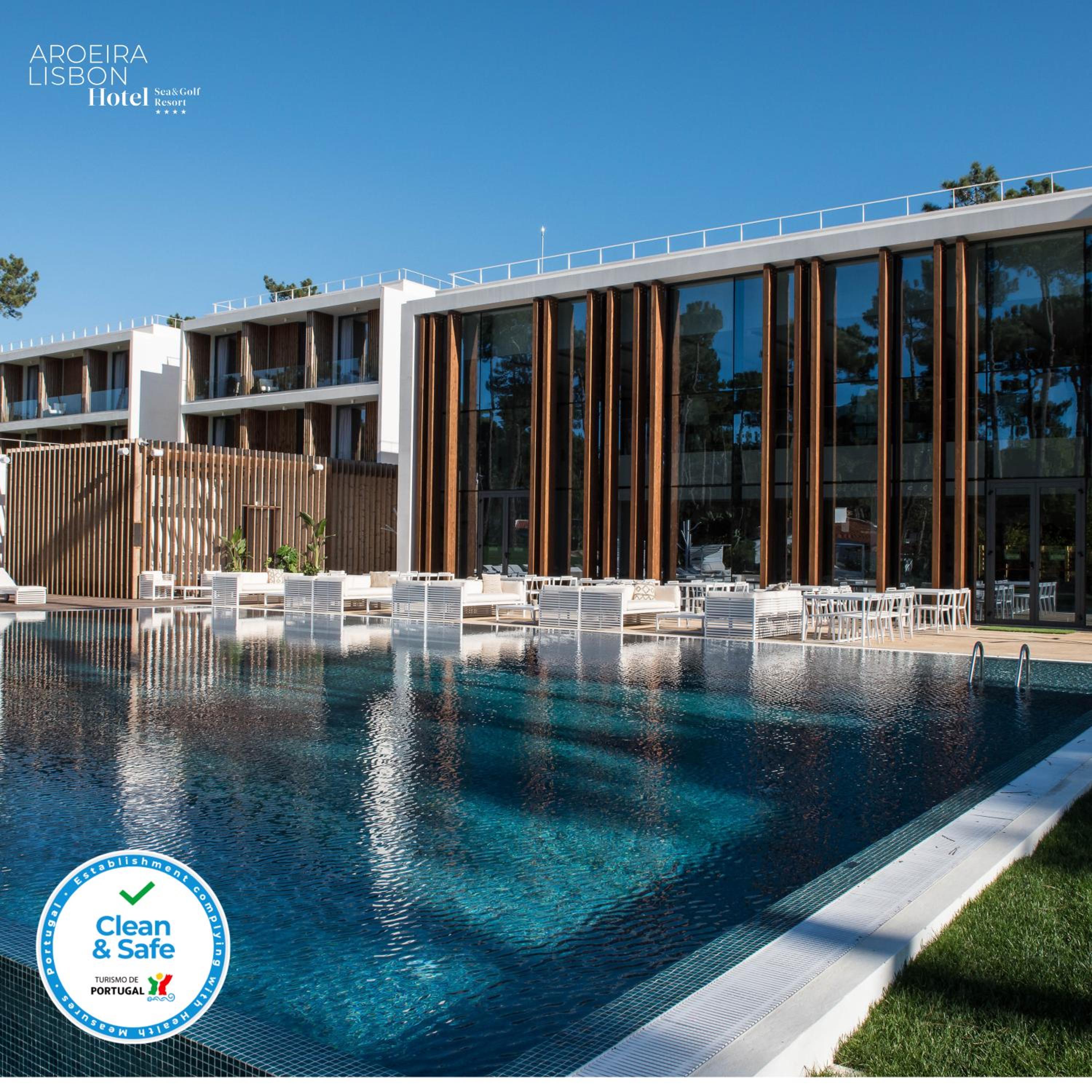 Double or Twin Room with Pool View - Photo 9