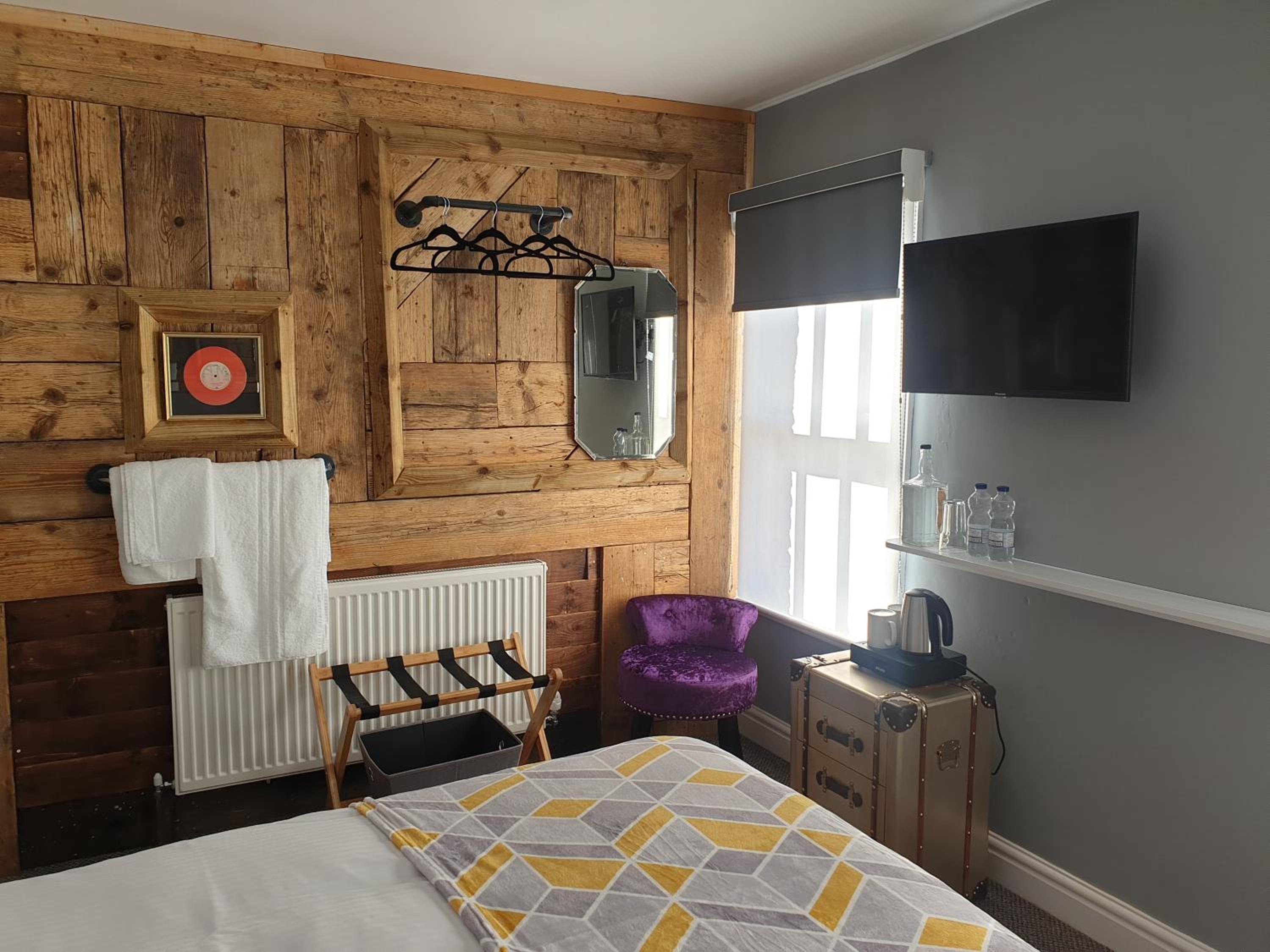 Deluxe Double Room photo 2