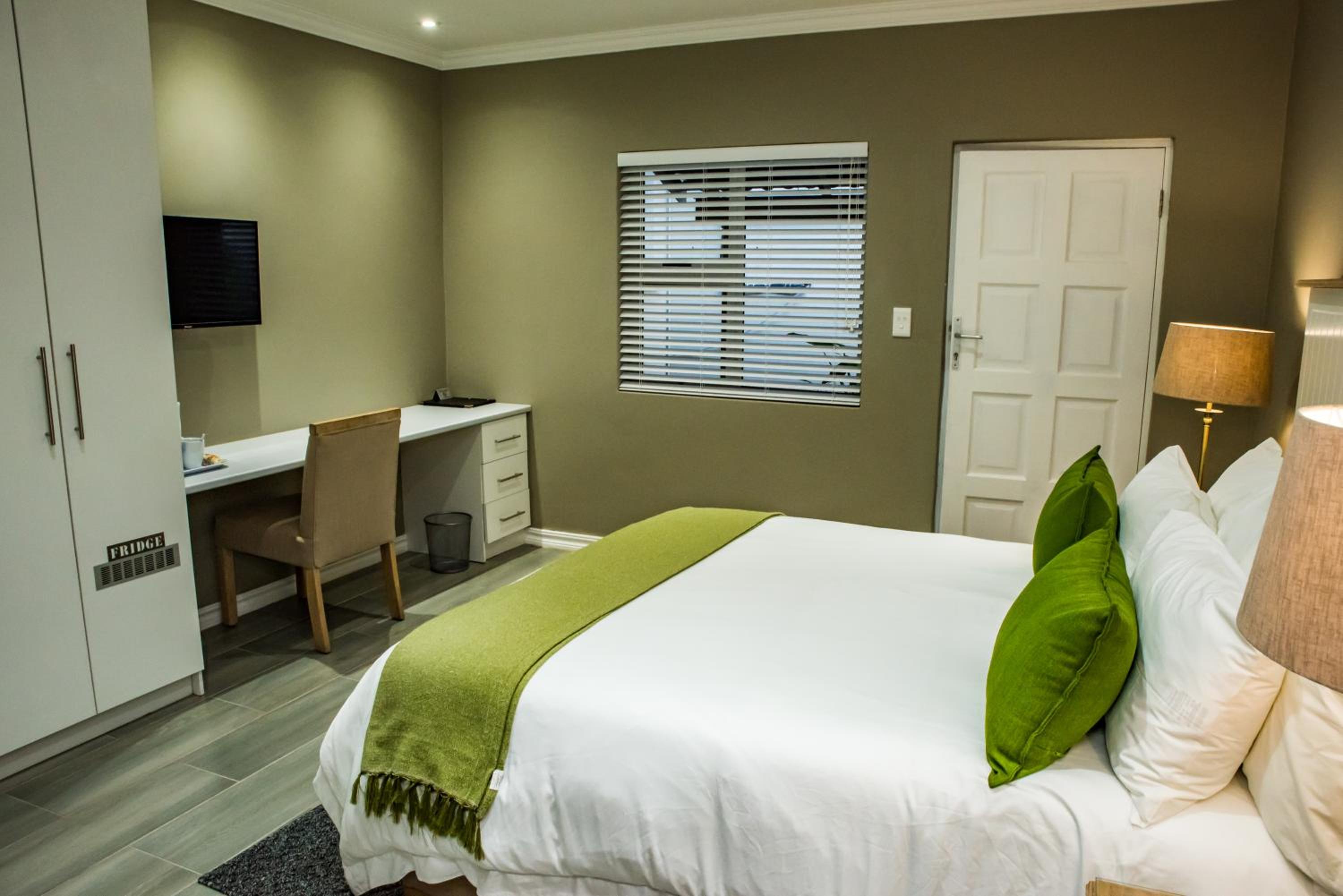 Comfort King Room photo 1