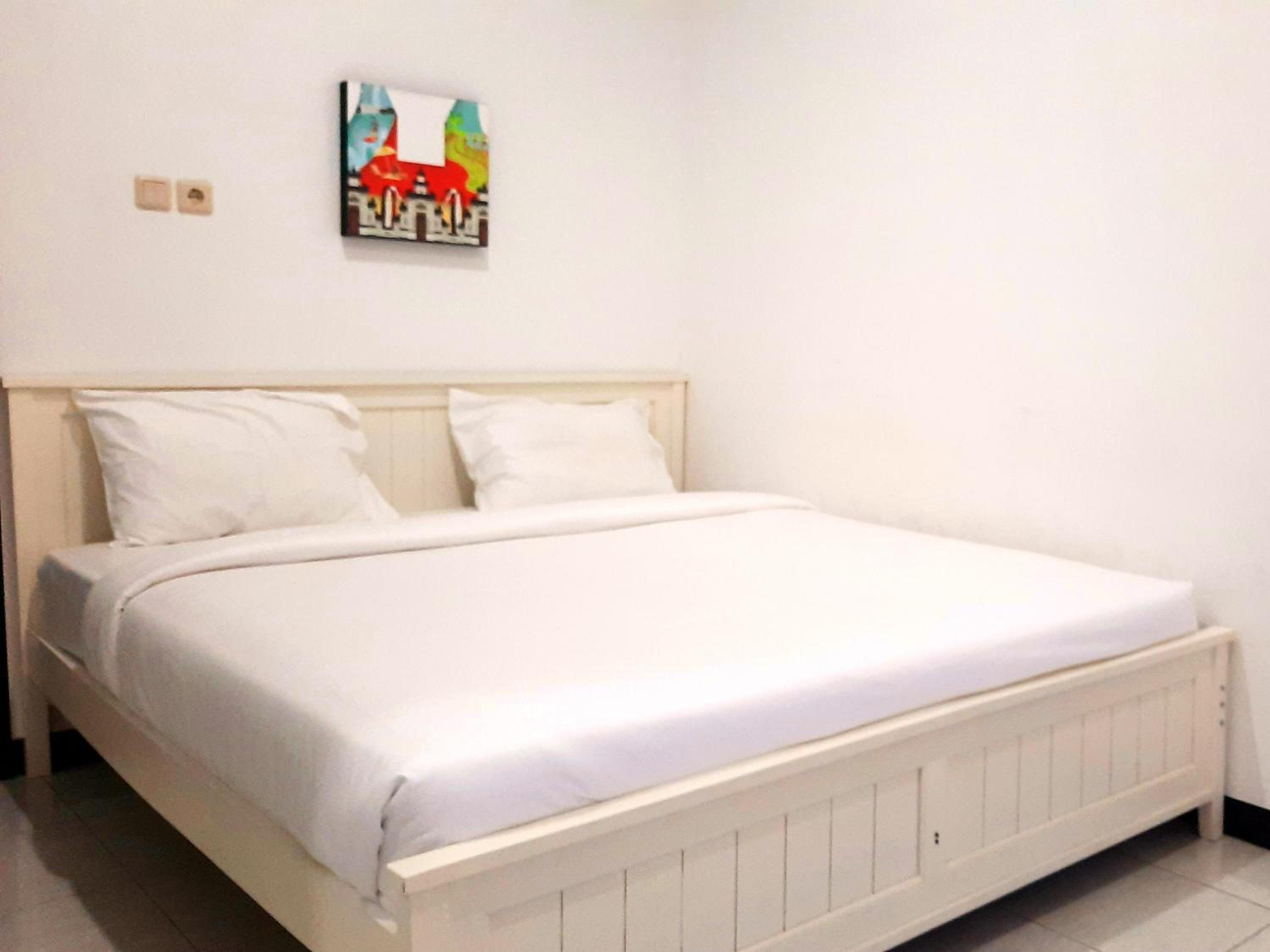 Deluxe King Room - Photo 1