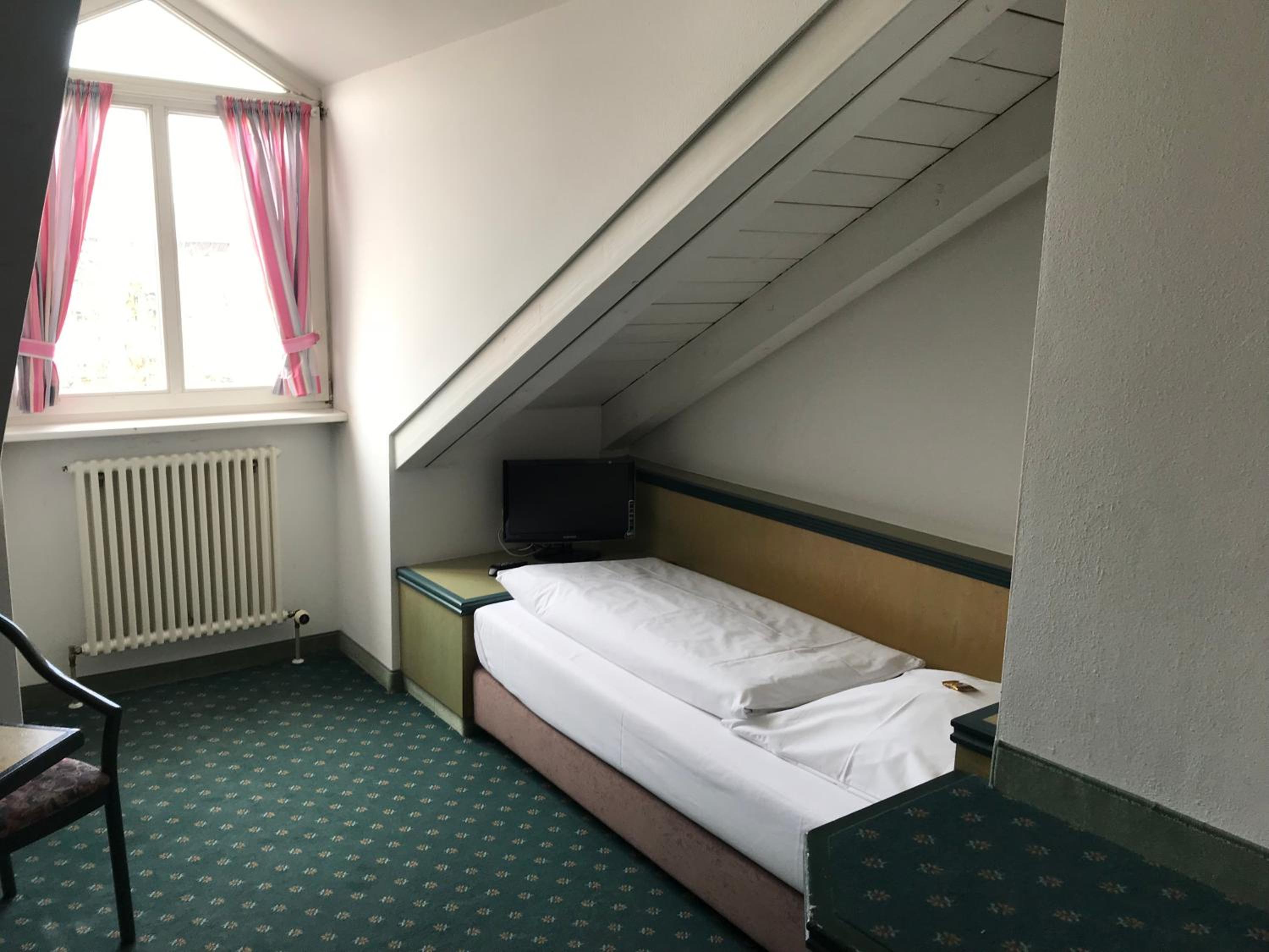 Single Room