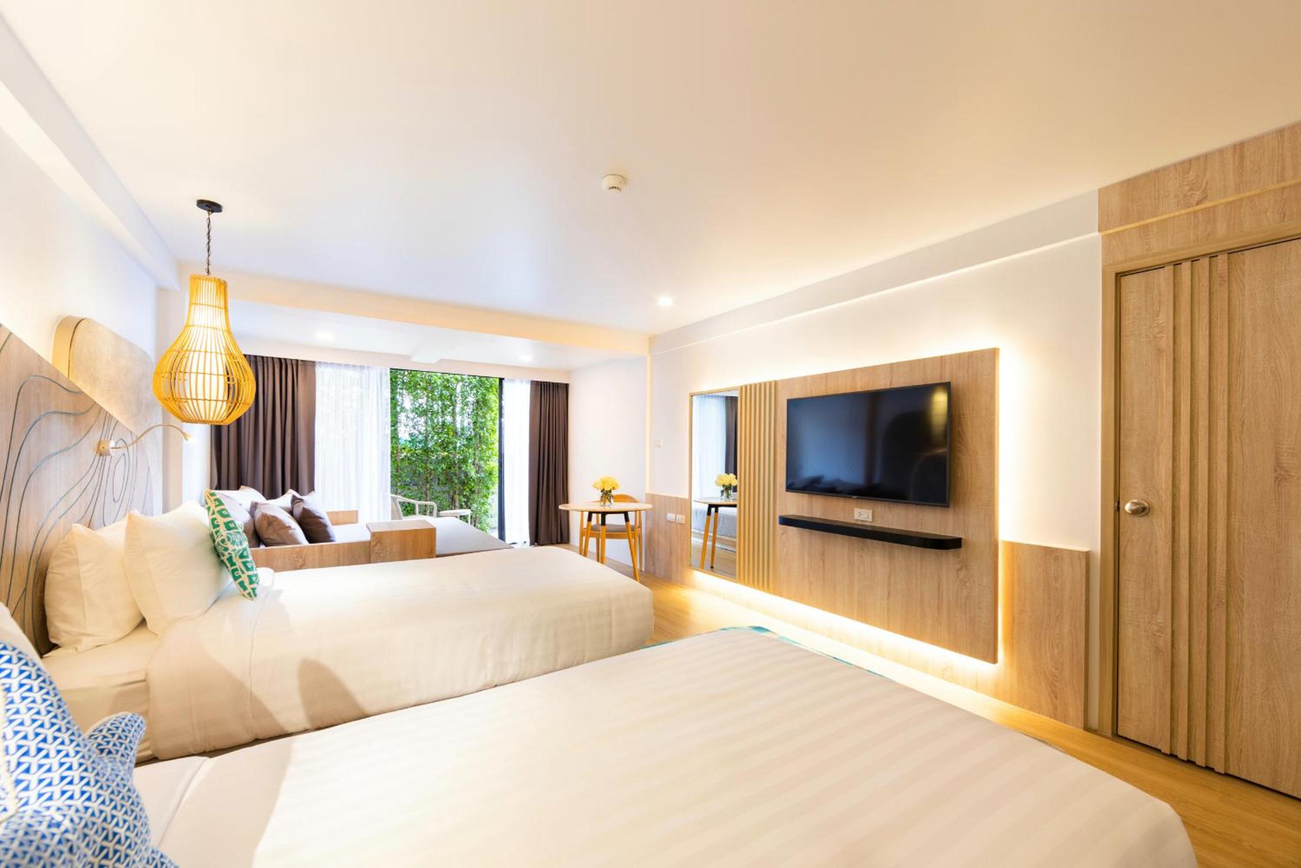Deluxe Double or Twin Room - Photo 2
