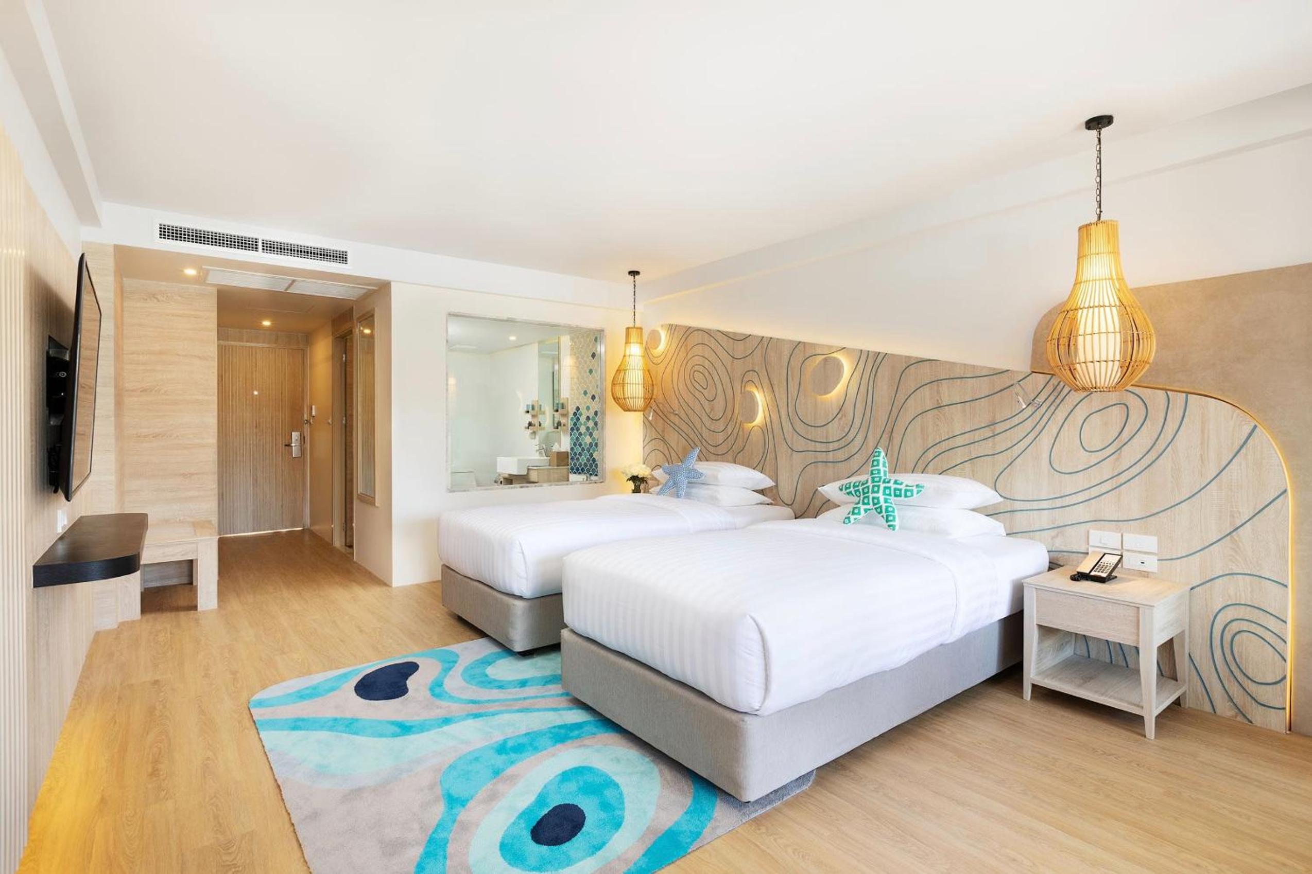 Deluxe Double or Twin Room - Photo 4