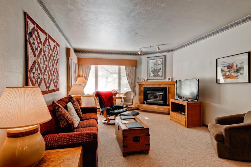 Apartment with Terrace photo 1