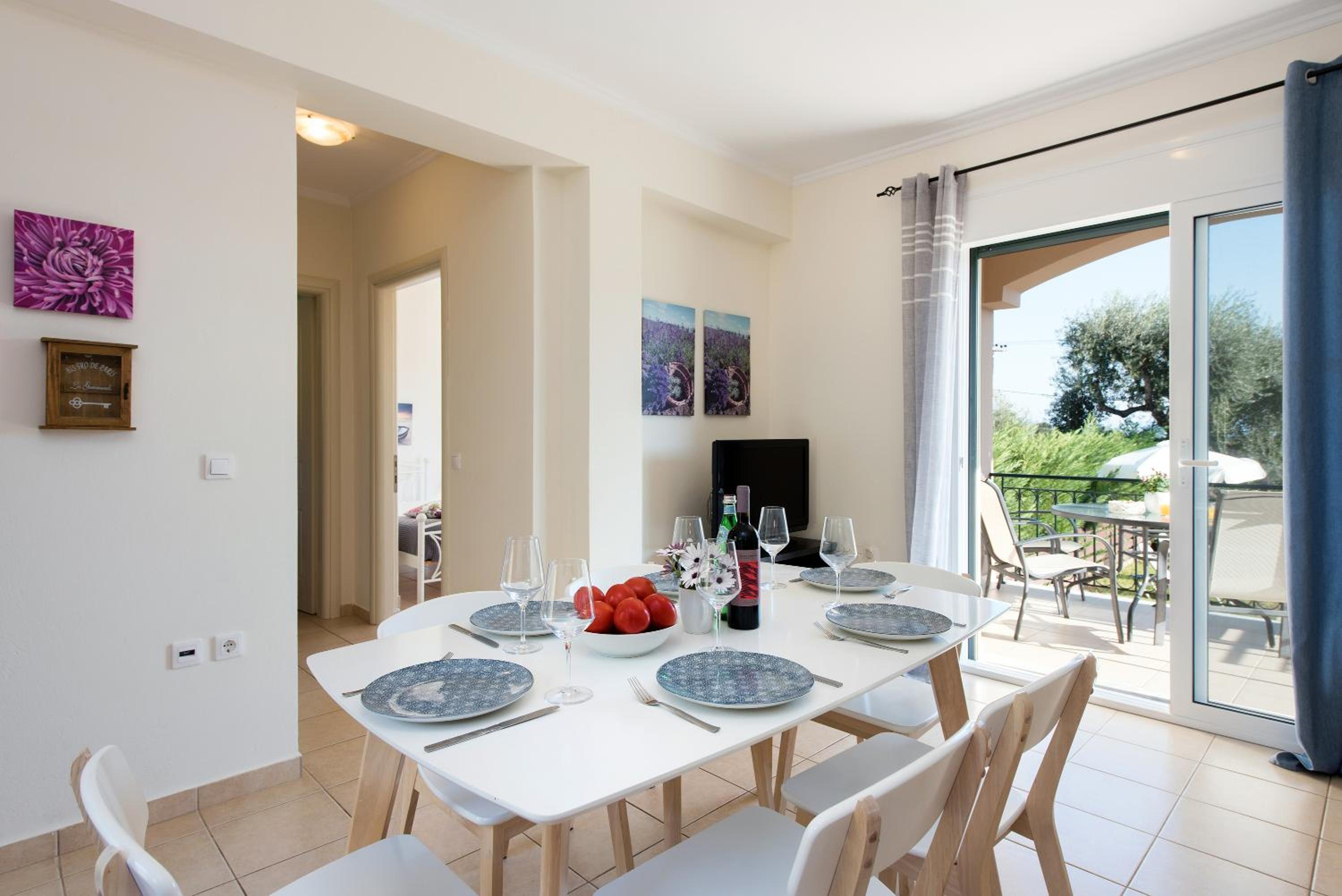 Villa with Private Pool photo 3