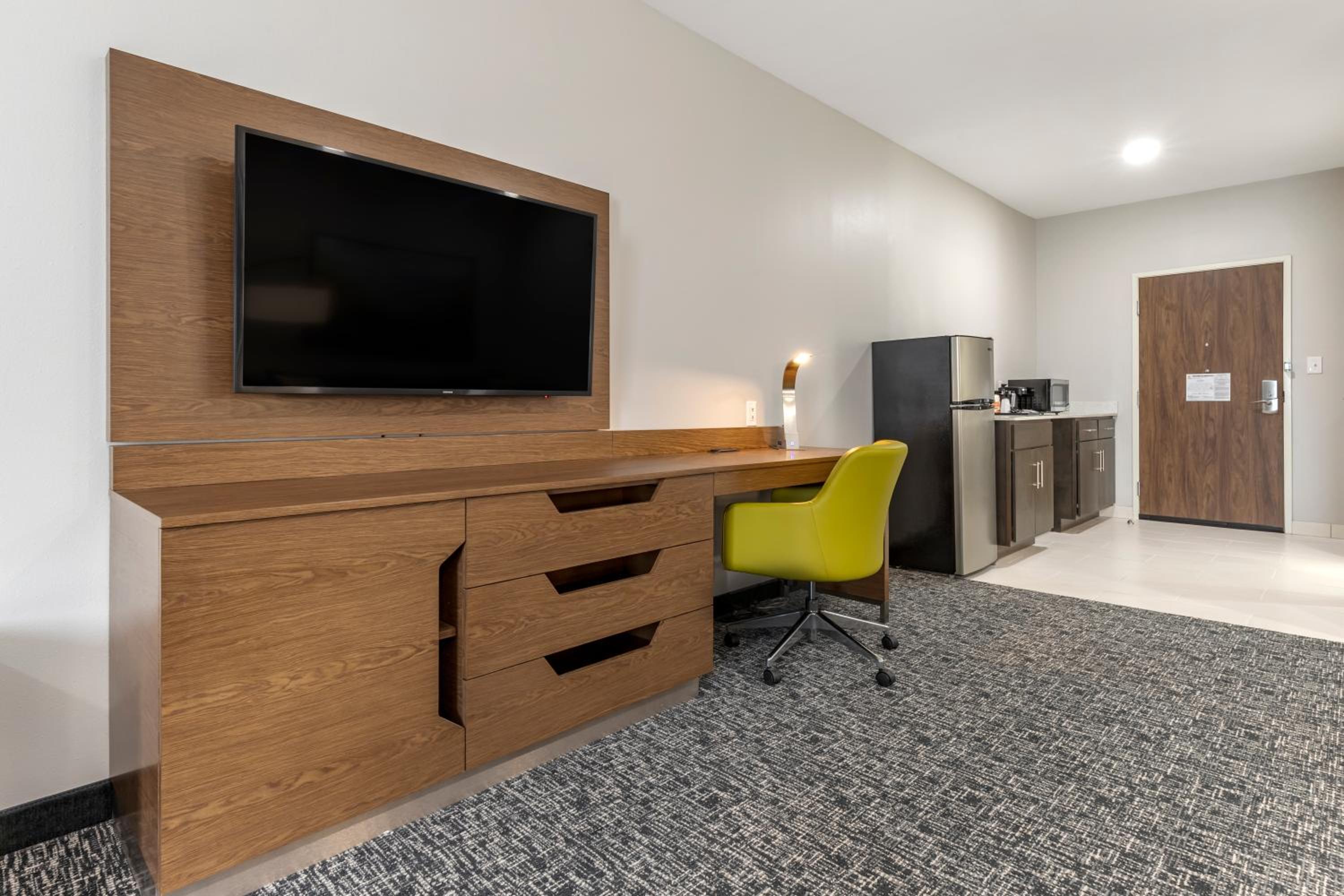 Executive King Suite - Non-Smoking - Photo 1