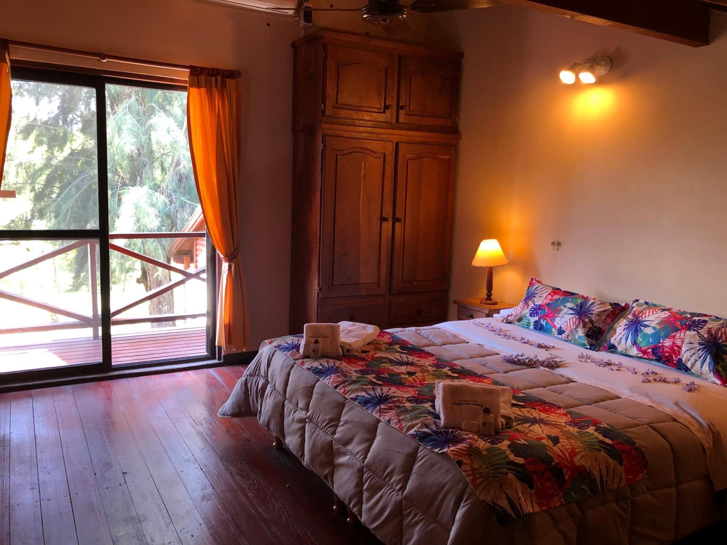 One-Bedroom Bungalow photo 1