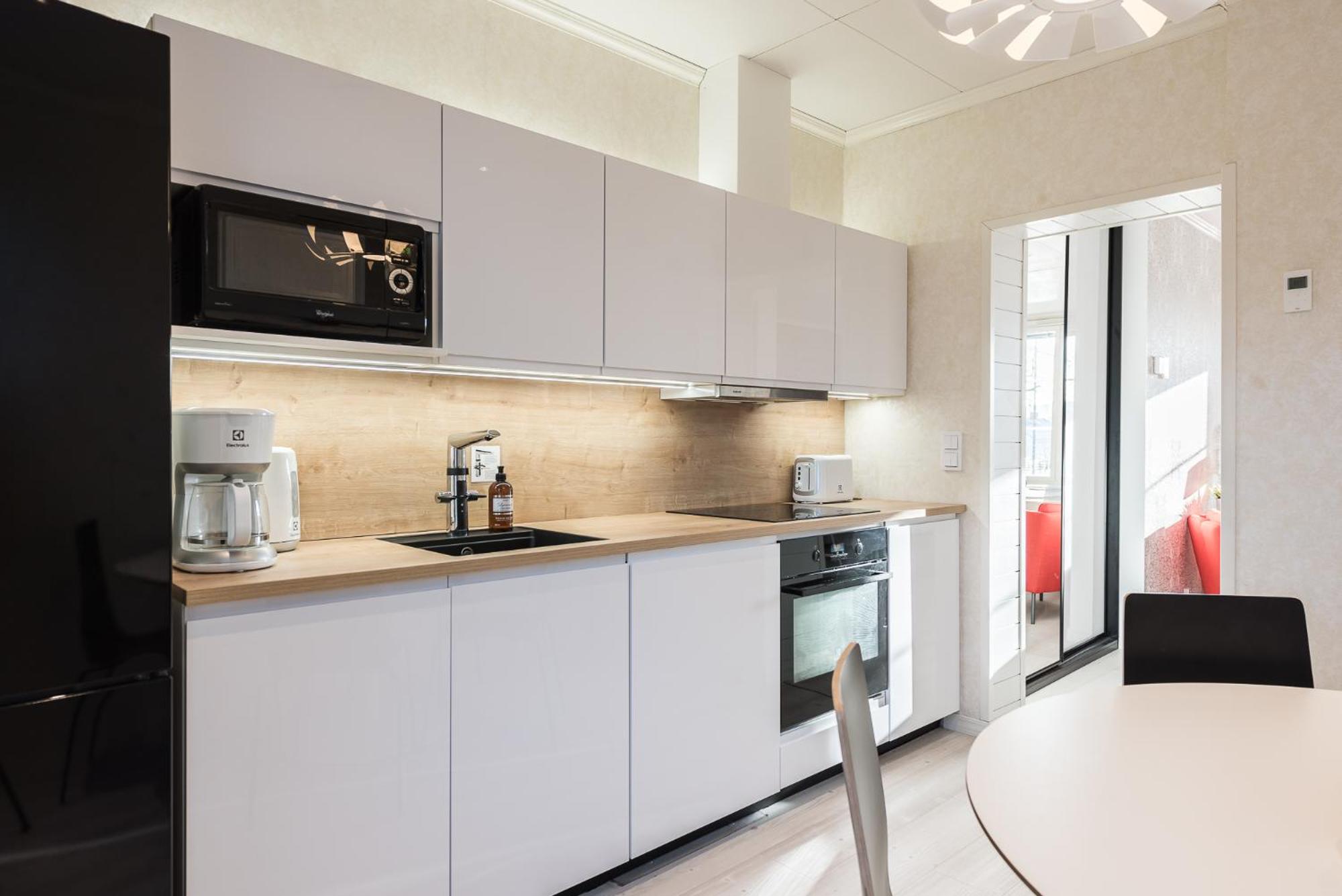 One-Bedroom Apartment - Photo 17