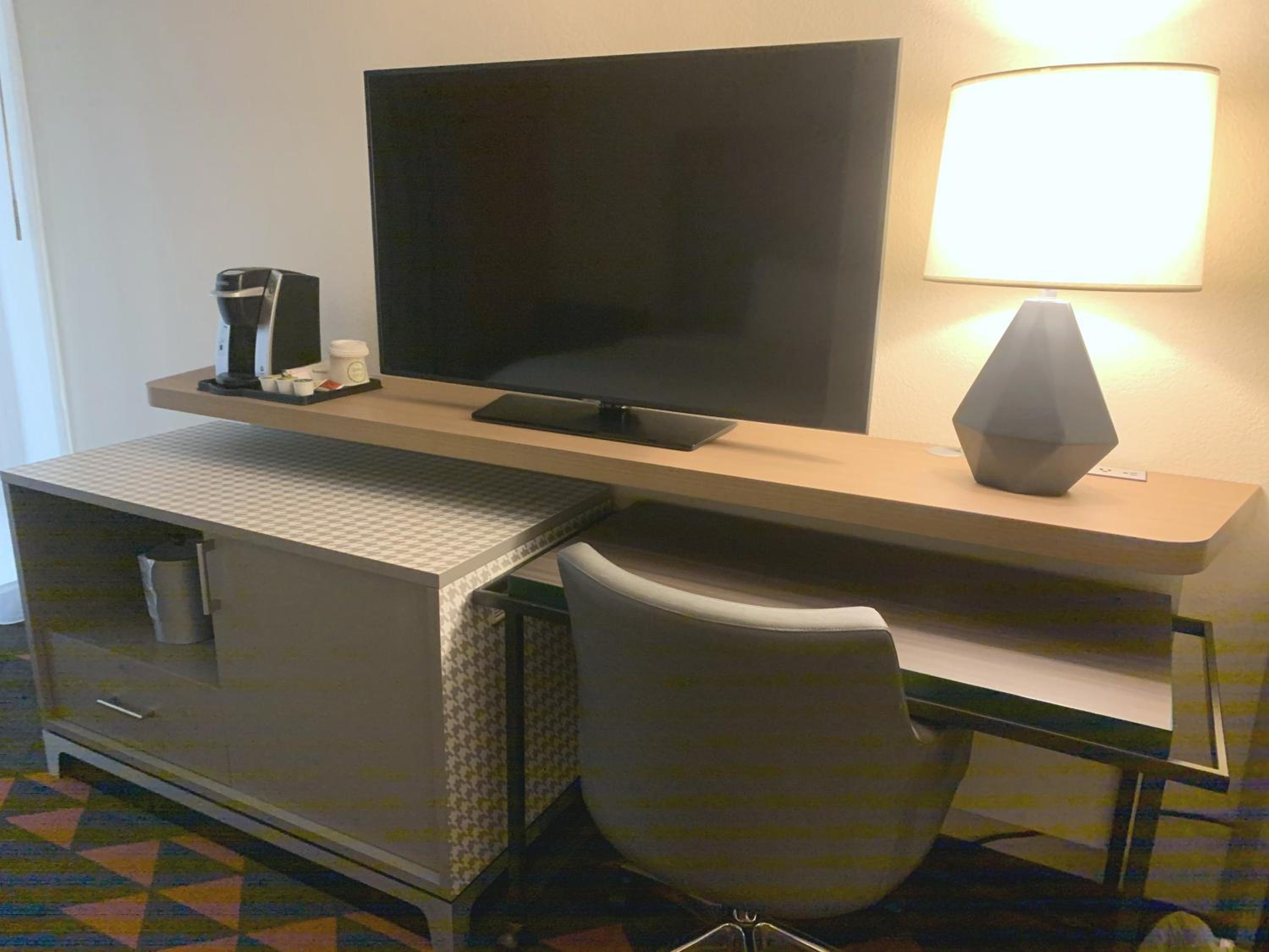 Standard King Room - Photo 2