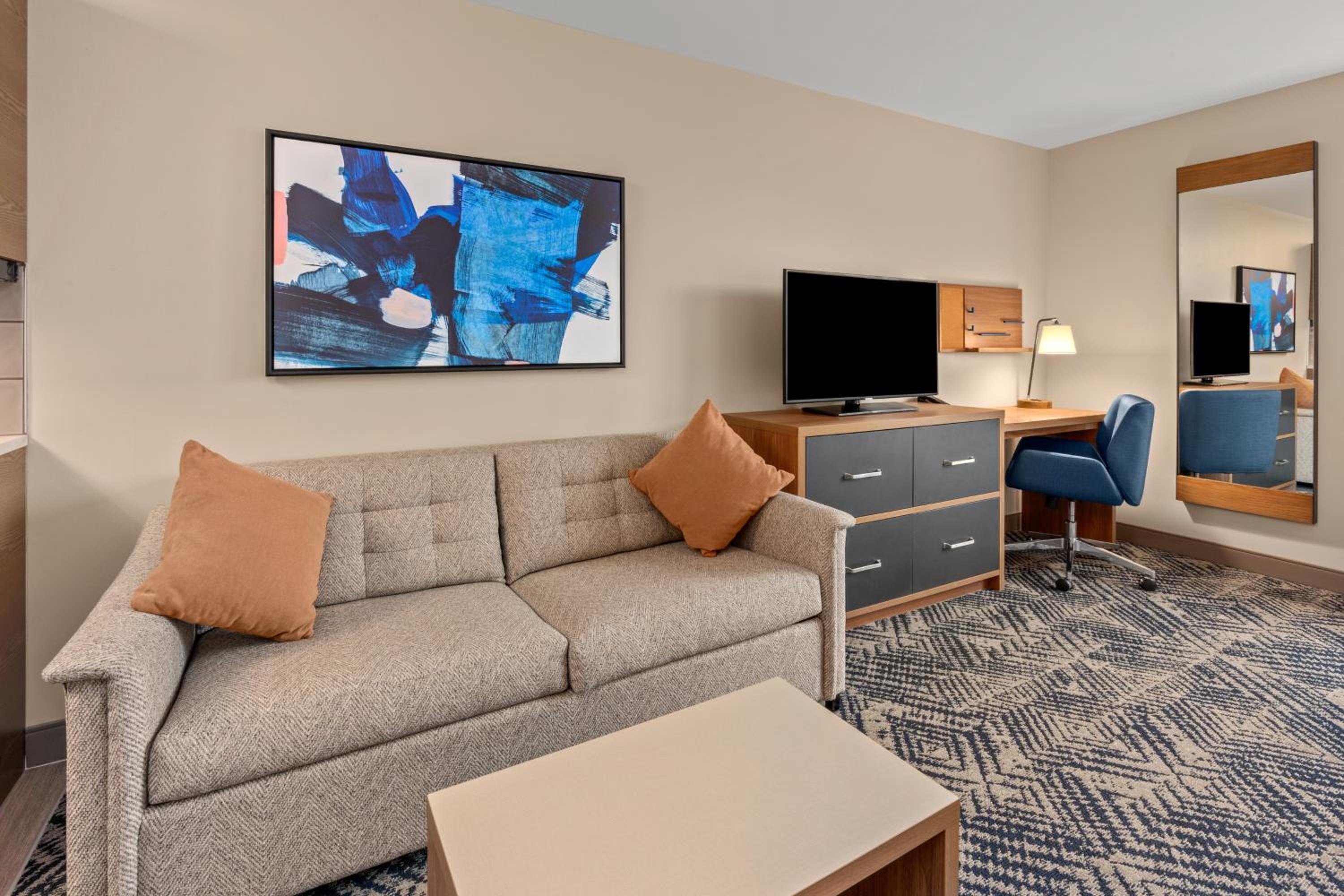 Studio Suite with King Bed - Non-Smoking - Photo 2