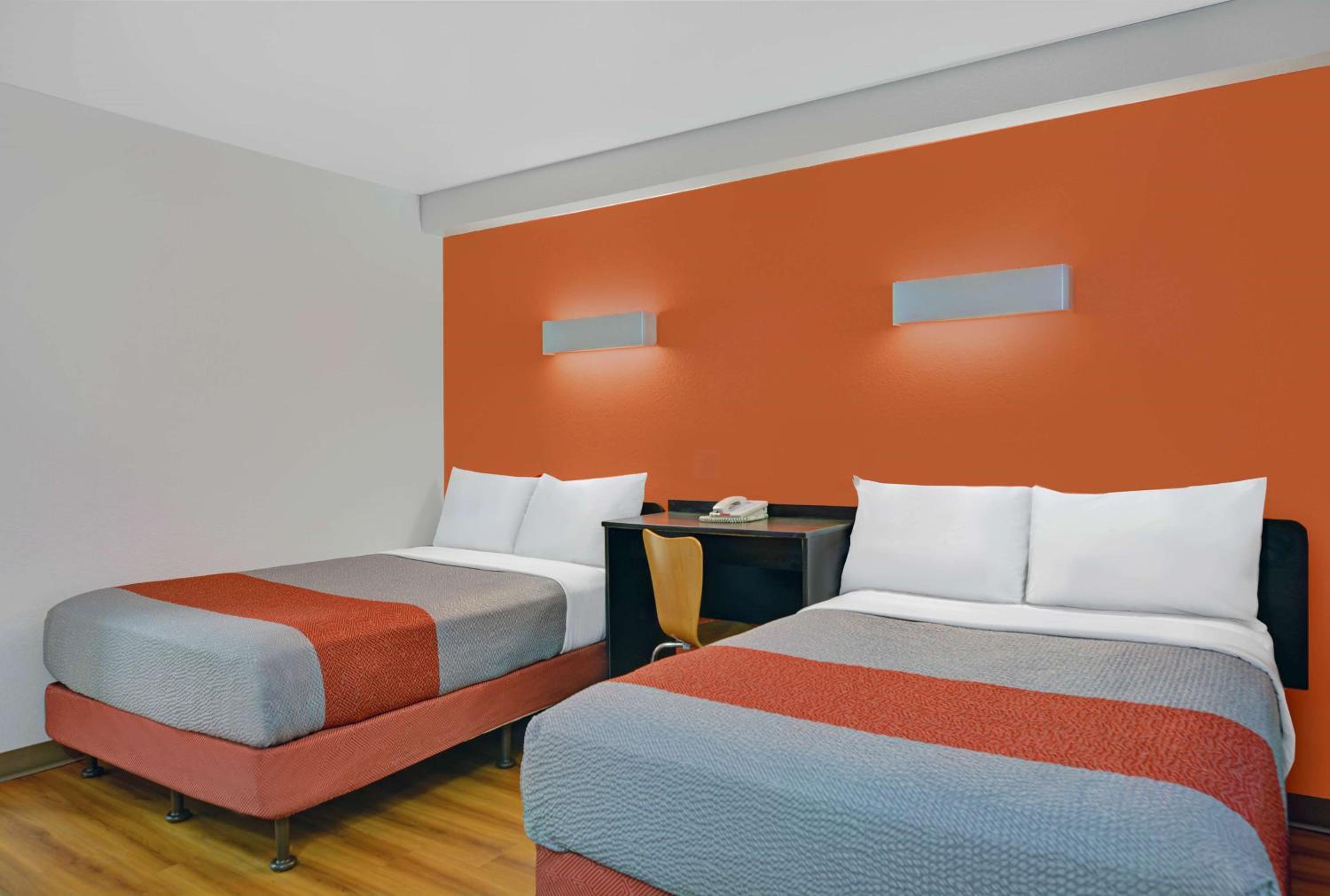 Queen Room with Two Queen Beds - Photo 1