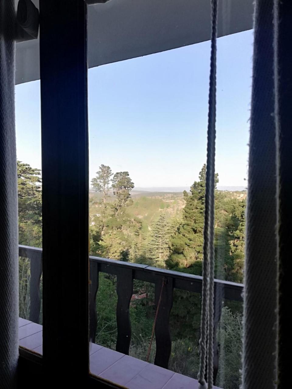 Family Room with Balcony photo 3