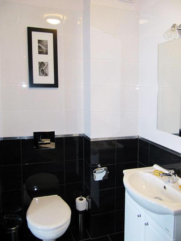 Twin Room - Photo 2