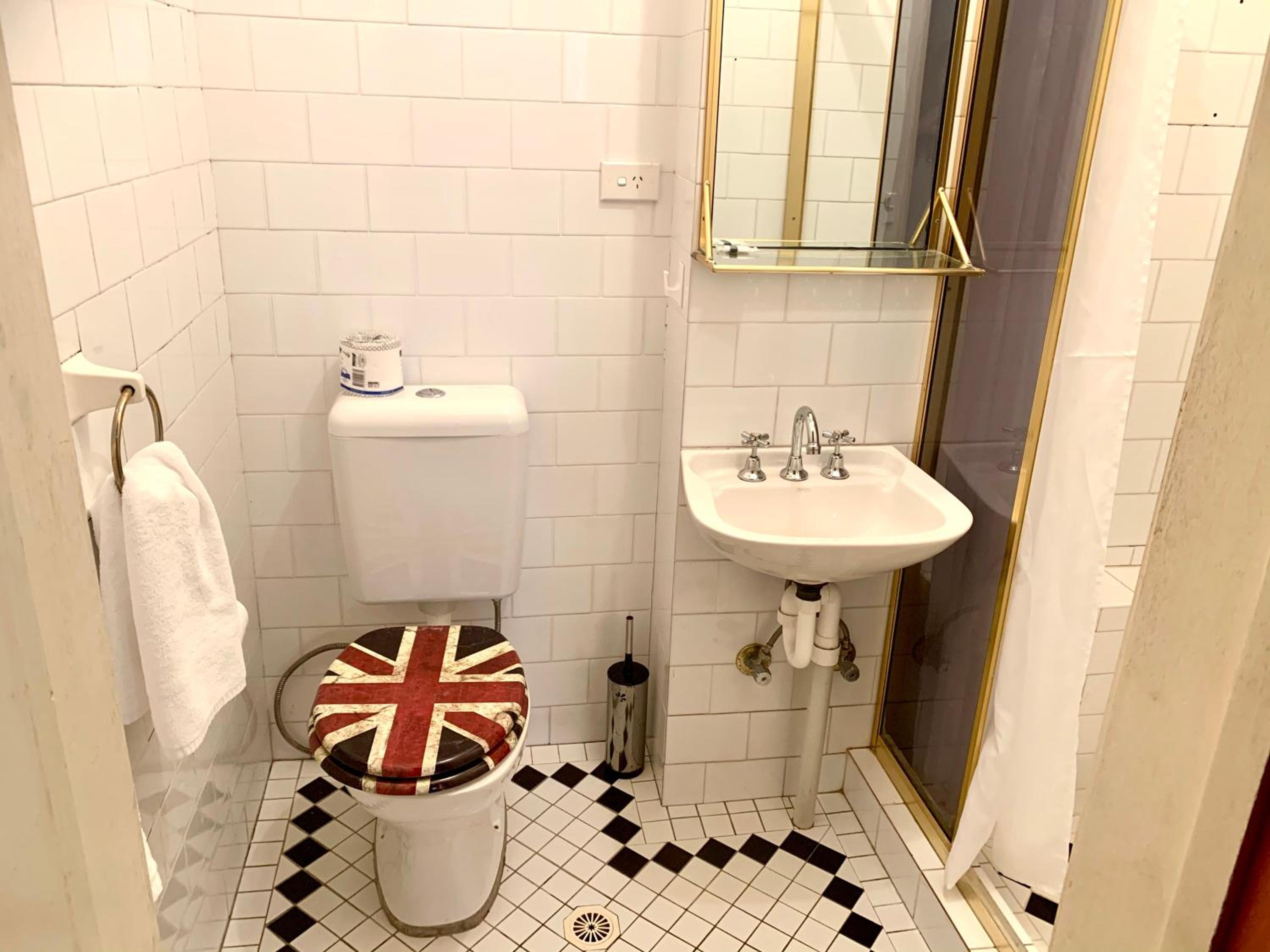 Double Room with Private Bathroom photo 3