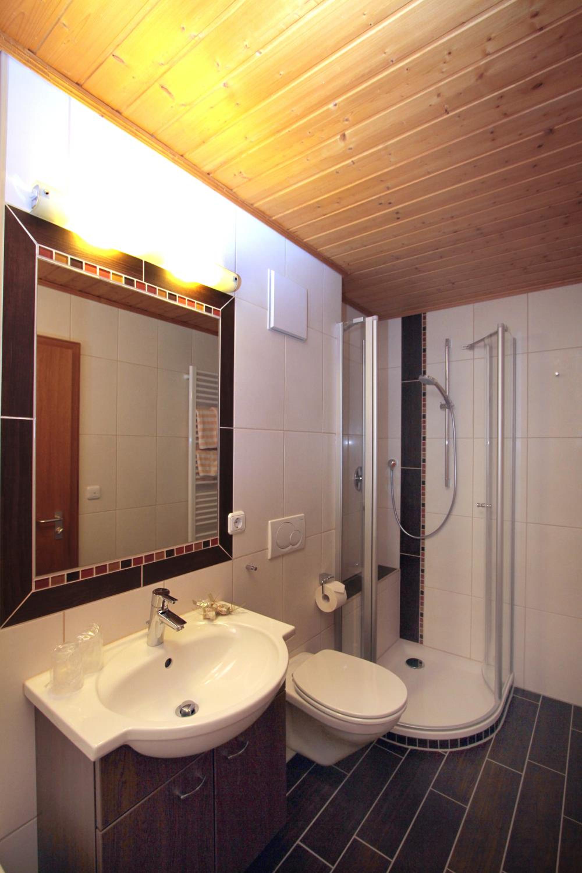 Double Room - Photo 2