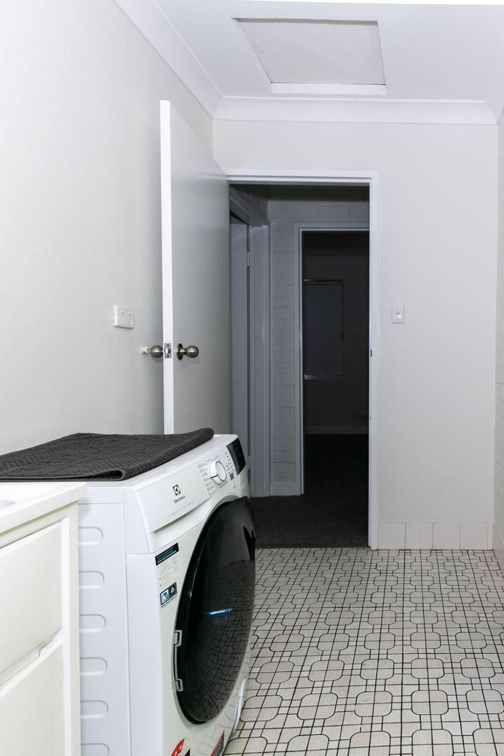Two-Bedroom Apartment photo 3