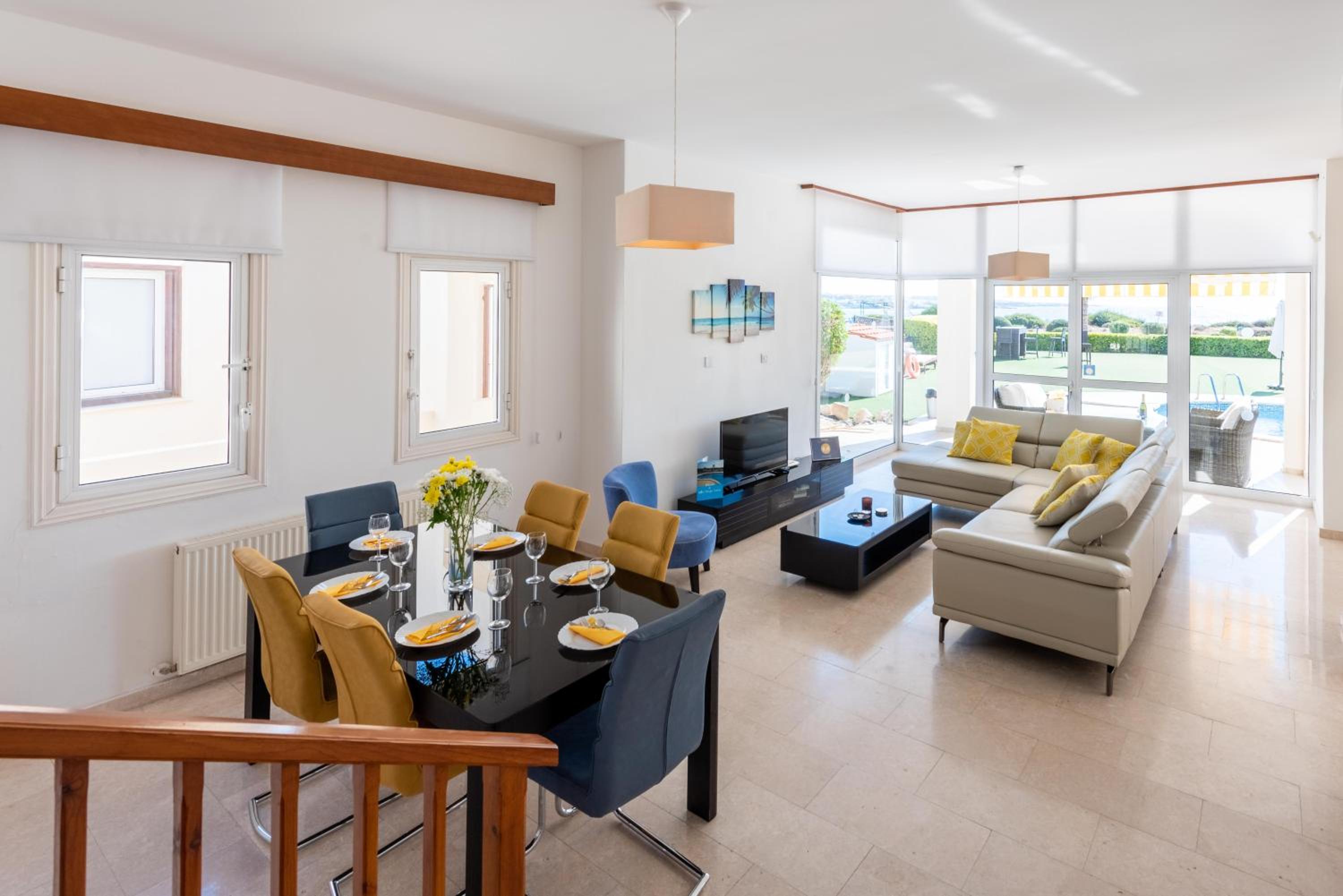 Villa 3 Chambres avec Piscine Privée et Vue sur la Mer