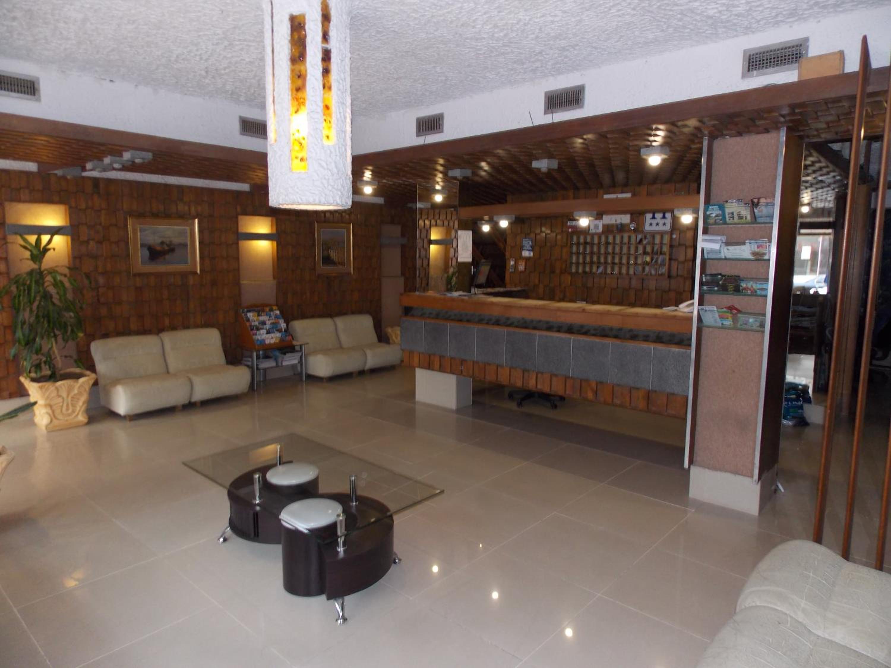 Triple Room - Photo 8
