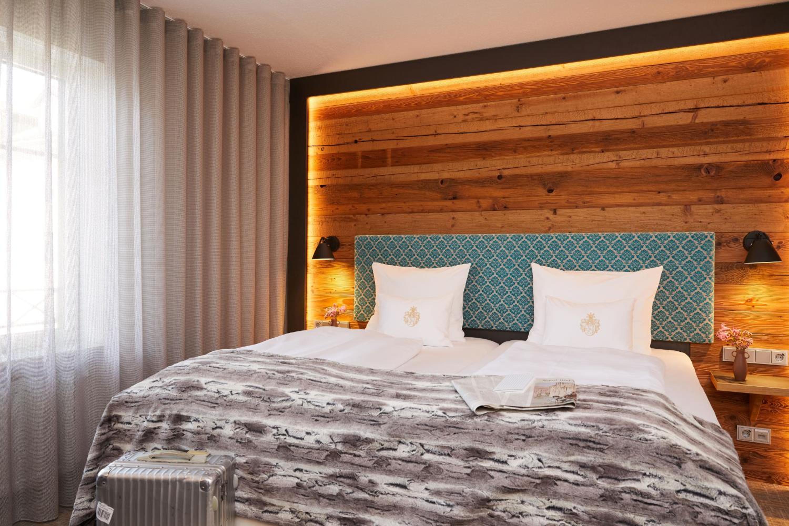 Superior Double or Twin Room - Photo 4