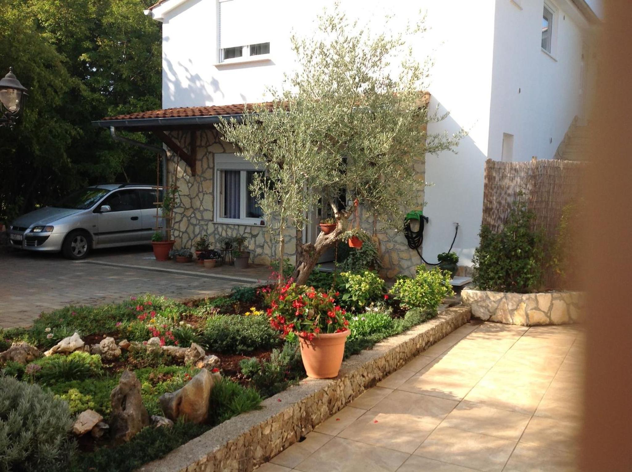 Apartment With Terrace photo 3