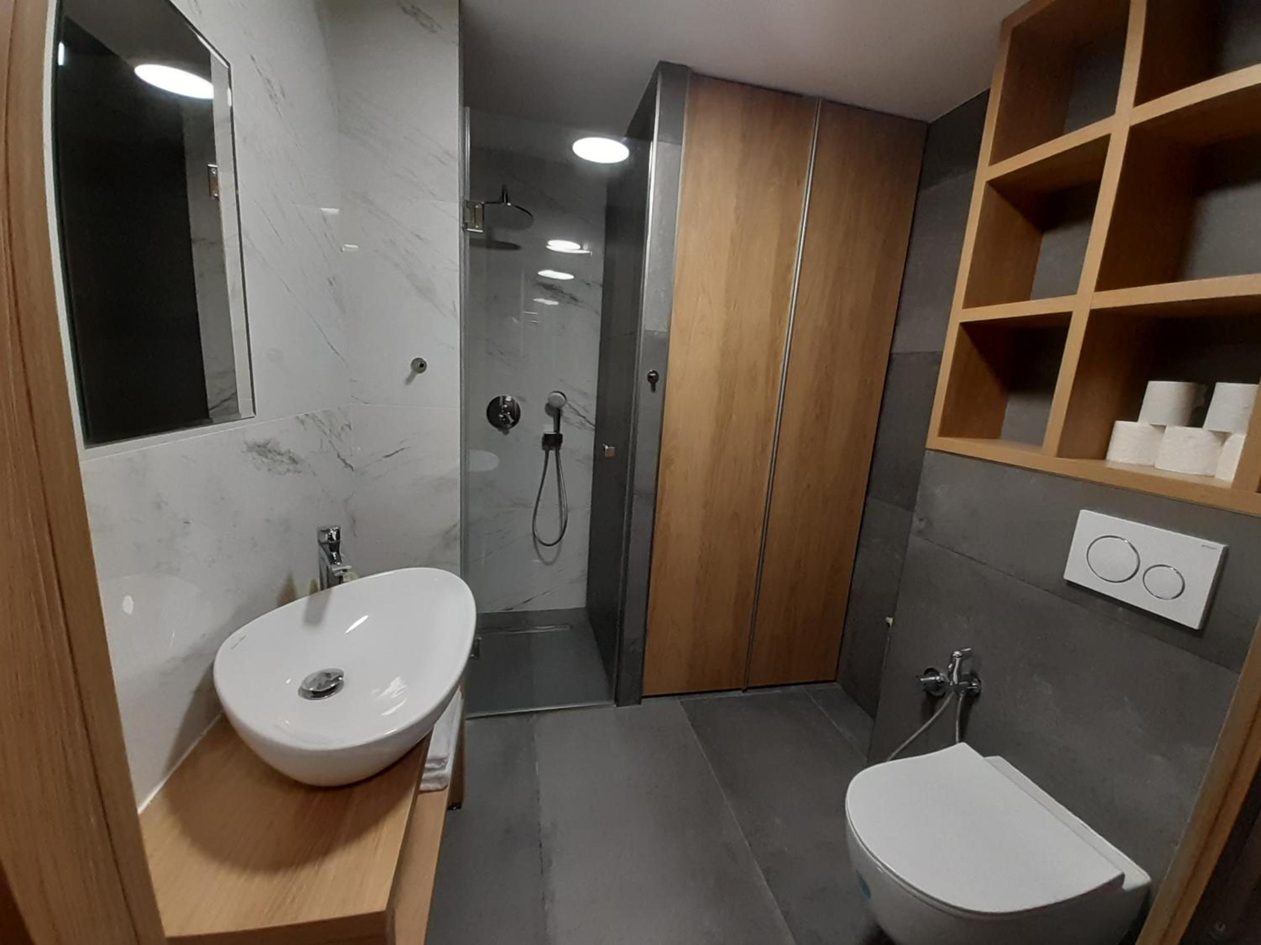 Studio Apartment photo 3