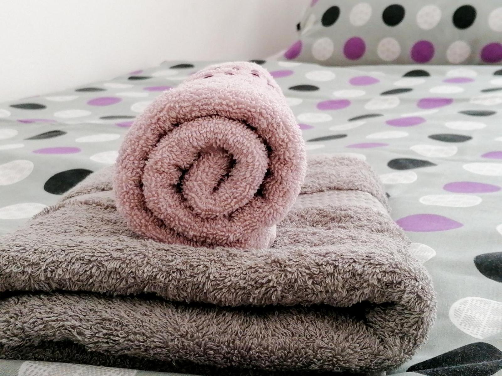 Standard Twin Room - Photo 4