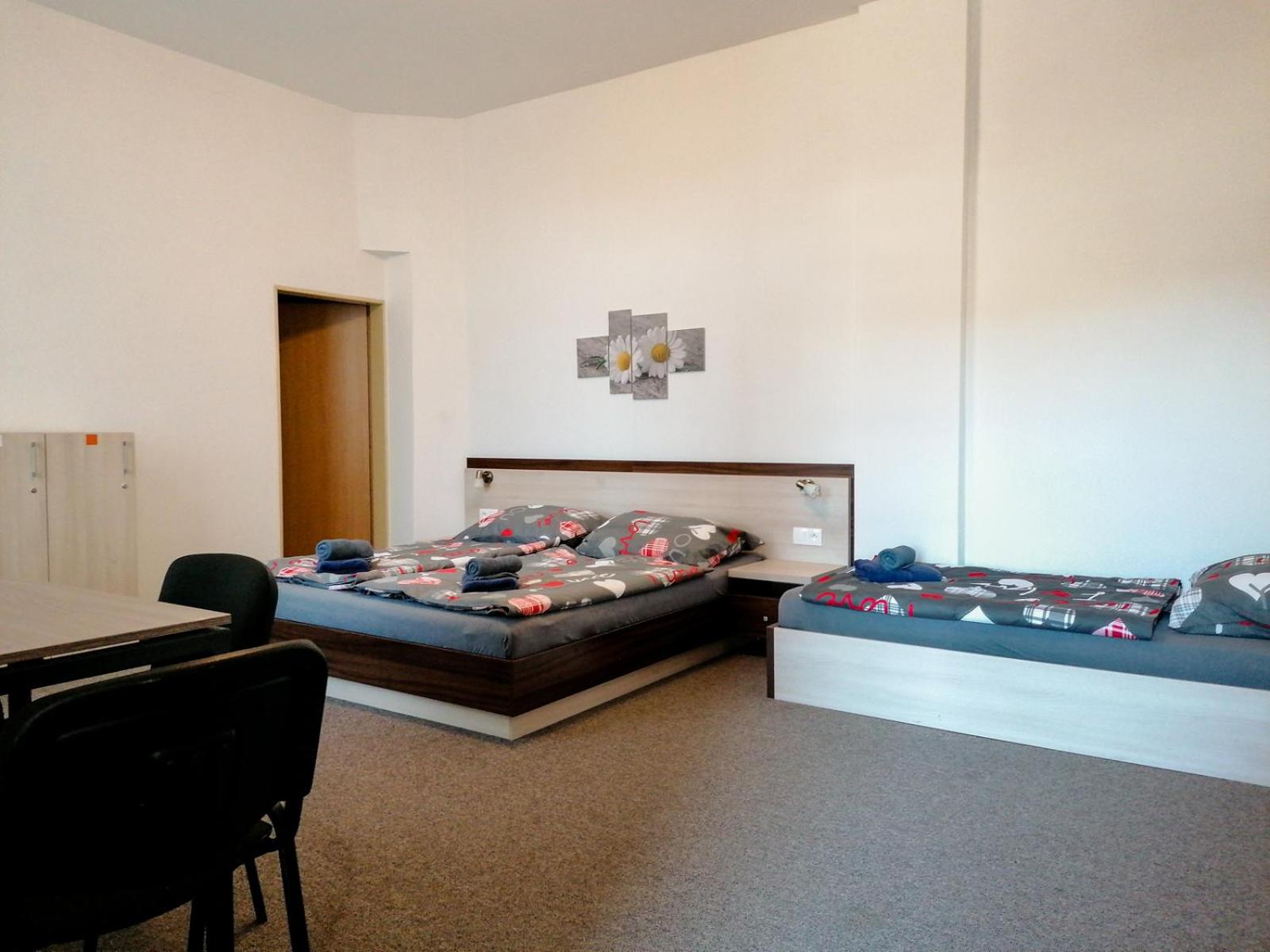Apartment - Photo 2