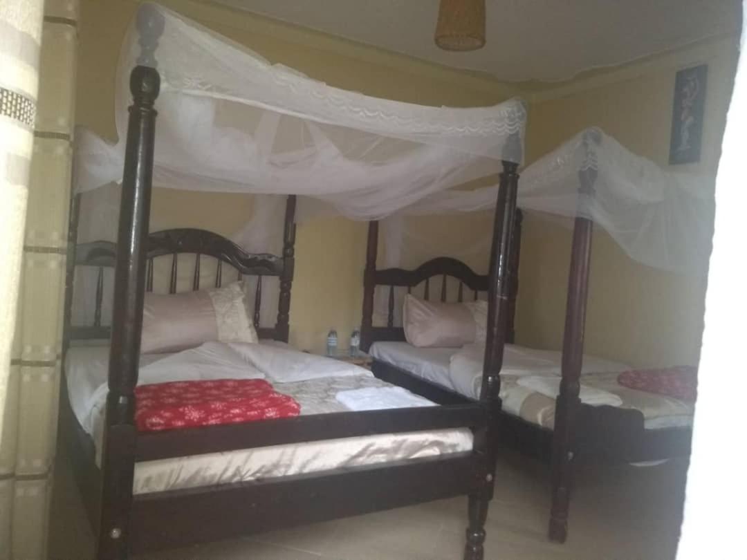 Deluxe Double Room with Two Double Beds photo 1