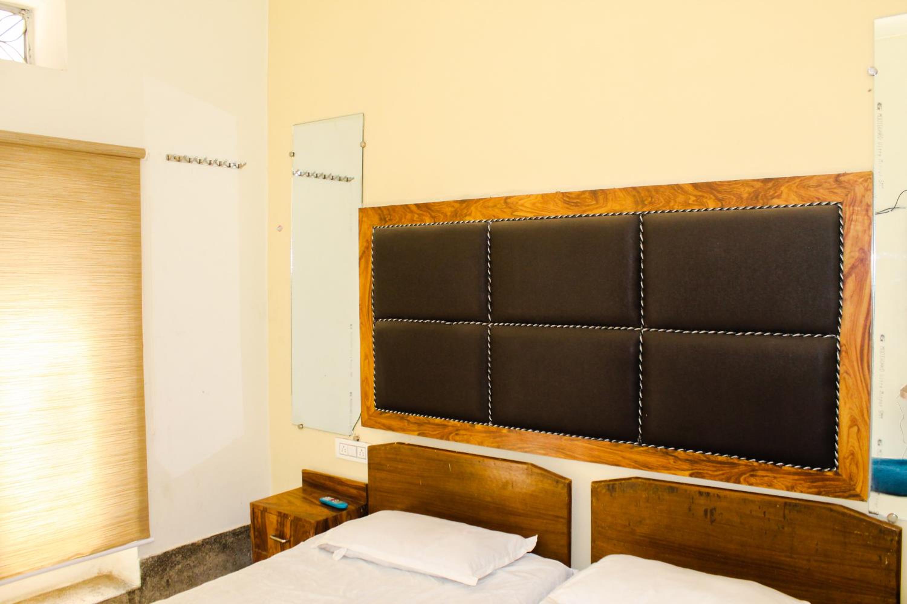 Budget Double Room photo 1