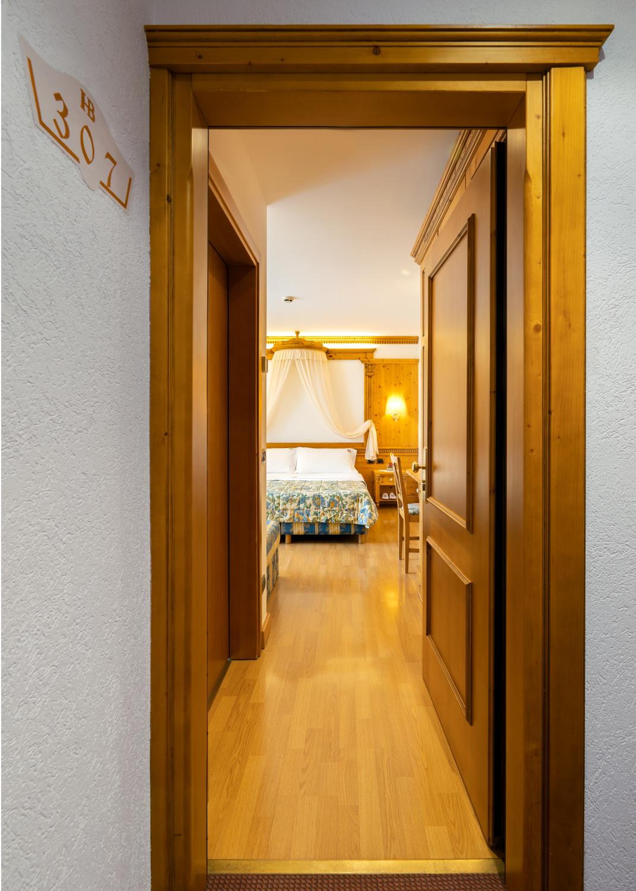 Triple Superior Room with Mountain View - Photo 4