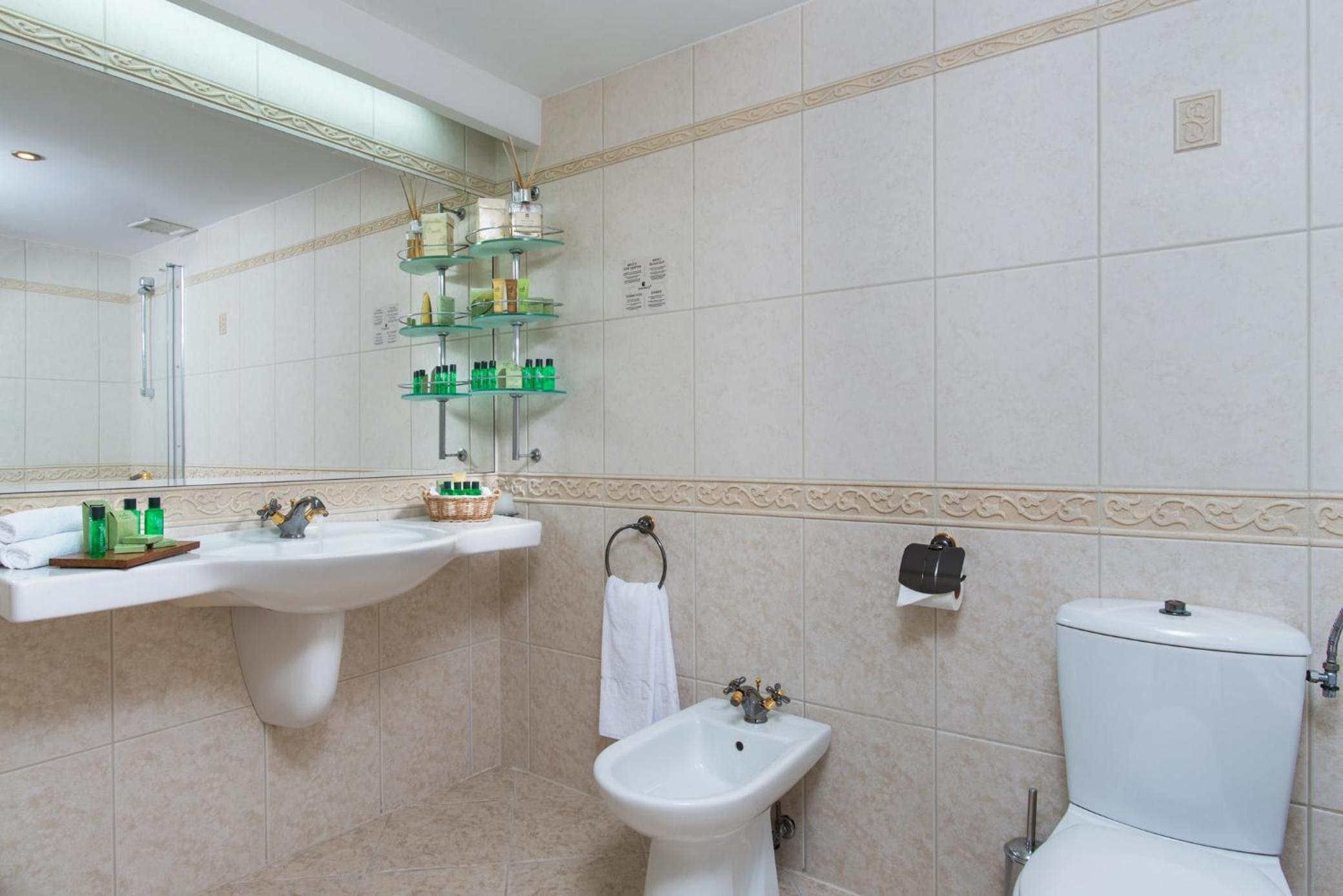 Deluxe Double Room with Balcony and Sea View (2 Adults)