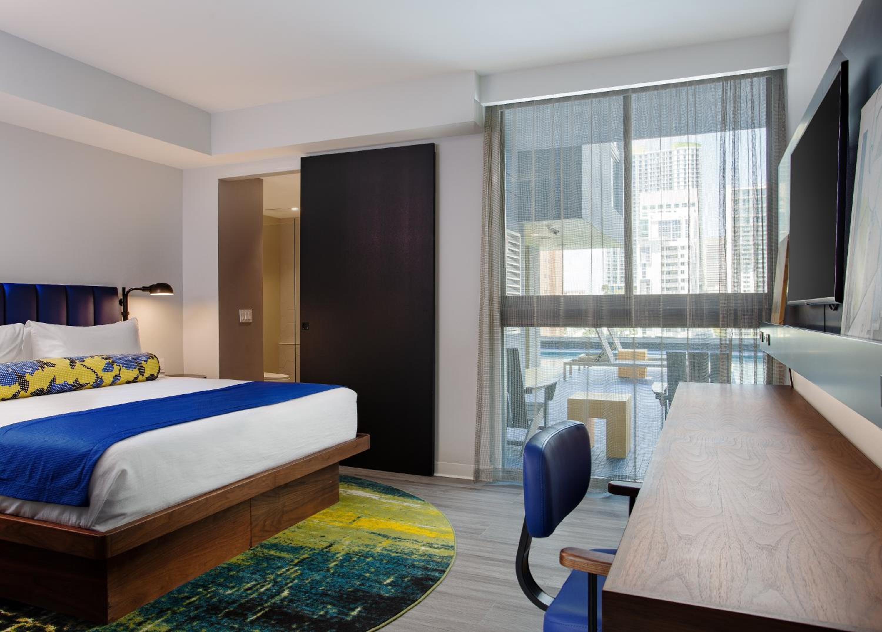 King Suite - Hearing Disability Access photo 2