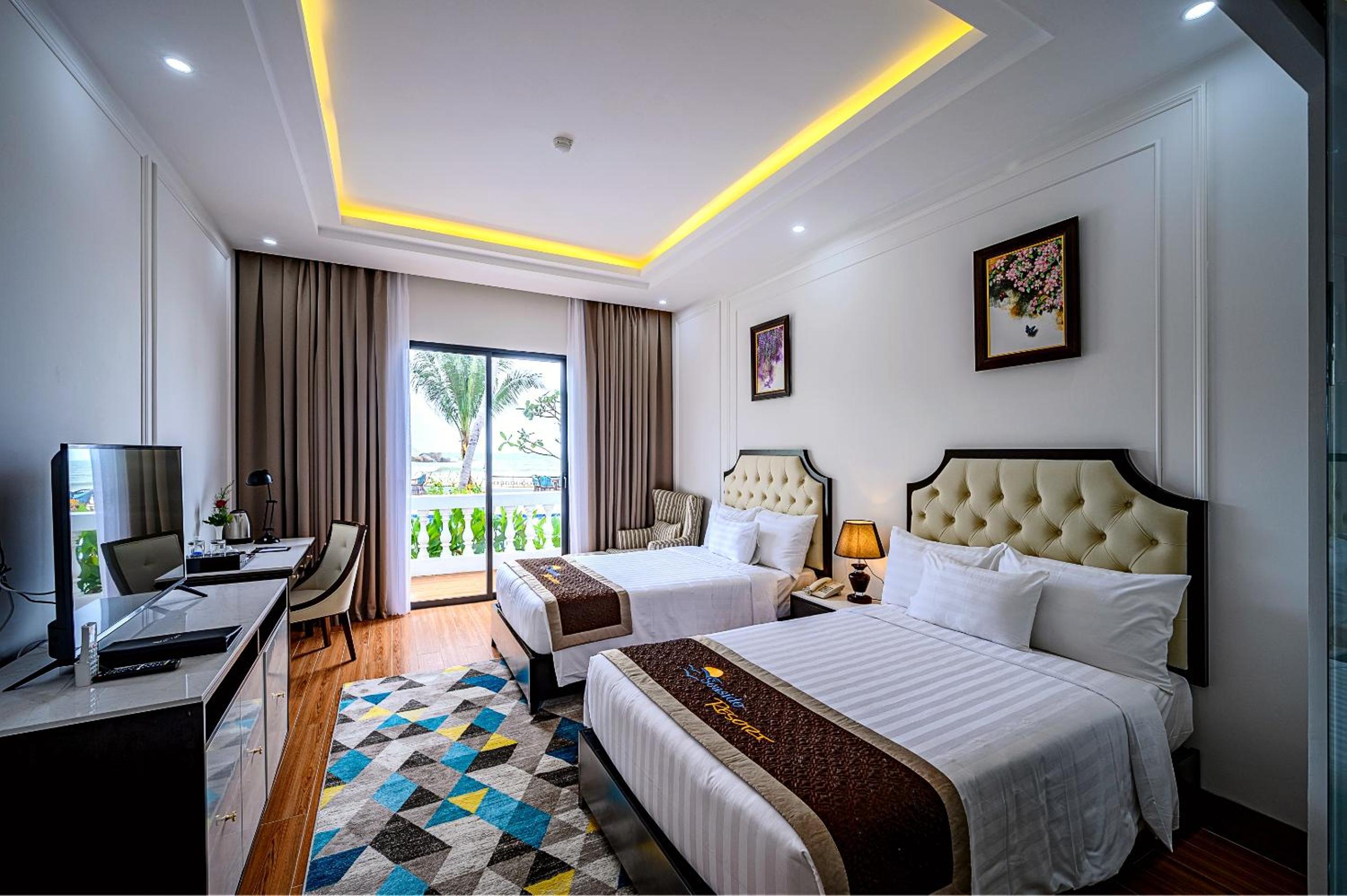 Grand Deluxe Twin Room with Sea View