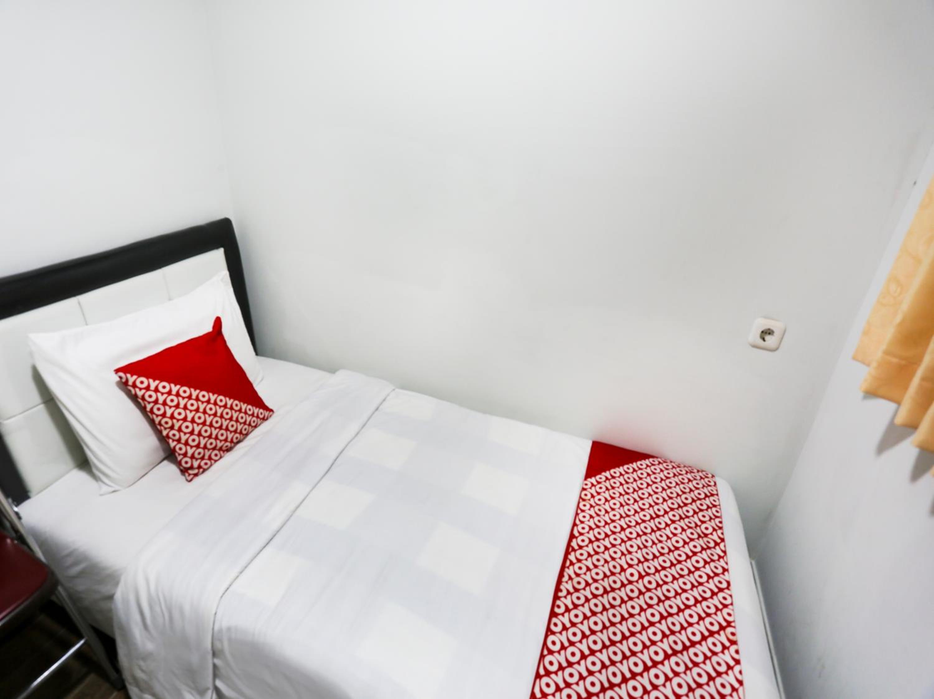 Budget Single Room