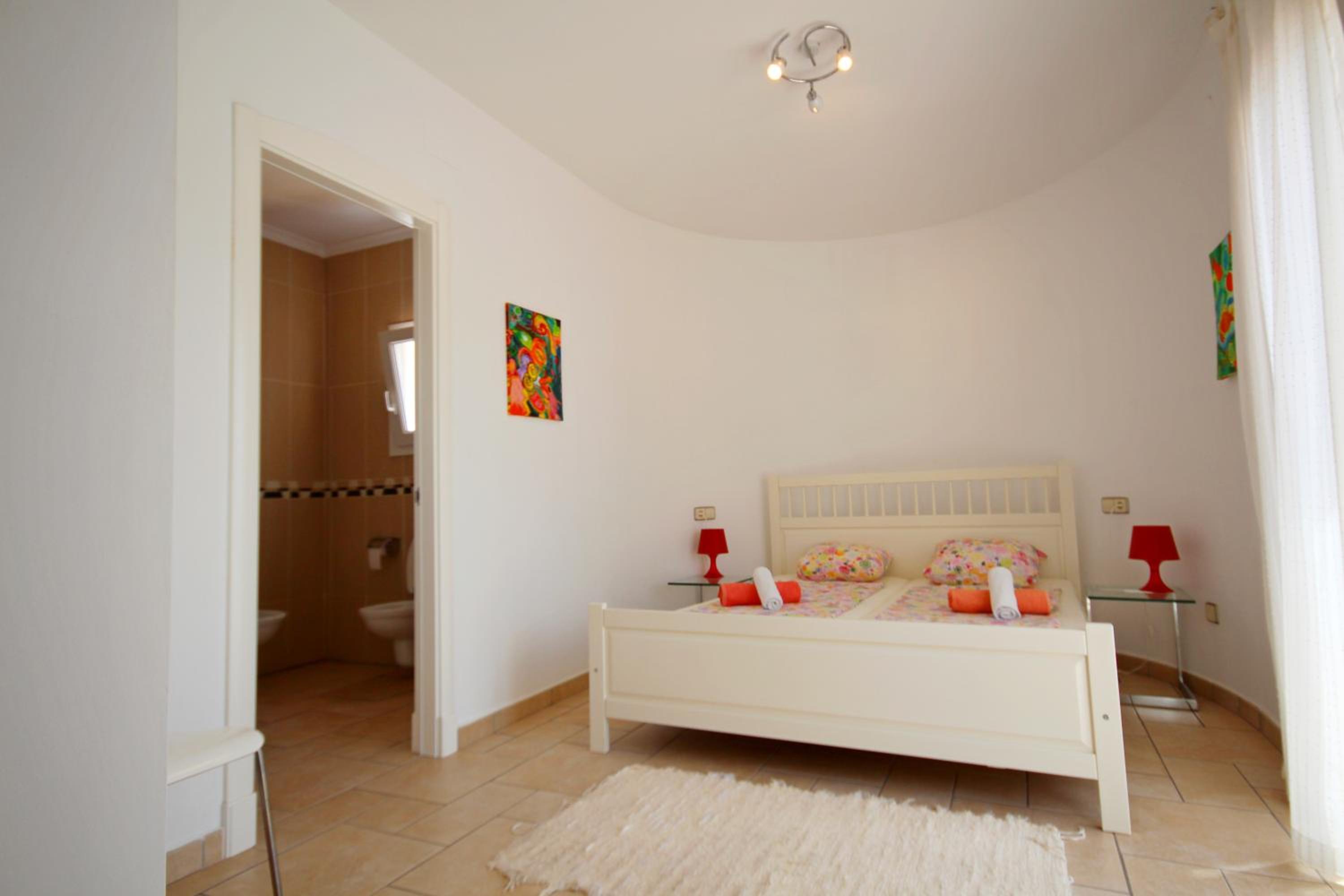 Villa de Tres Habitaciones