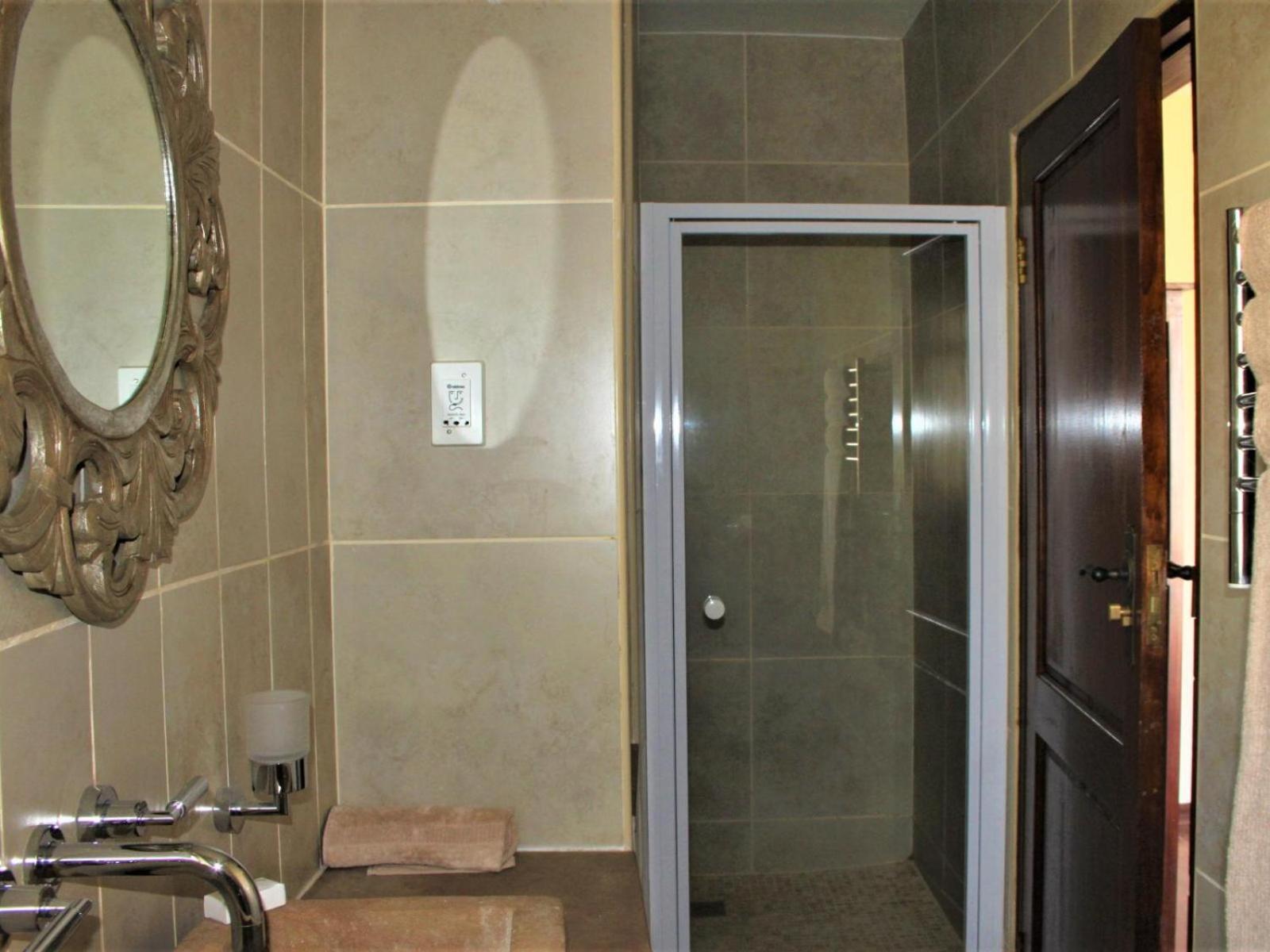 Standard Queen Room - Photo 3