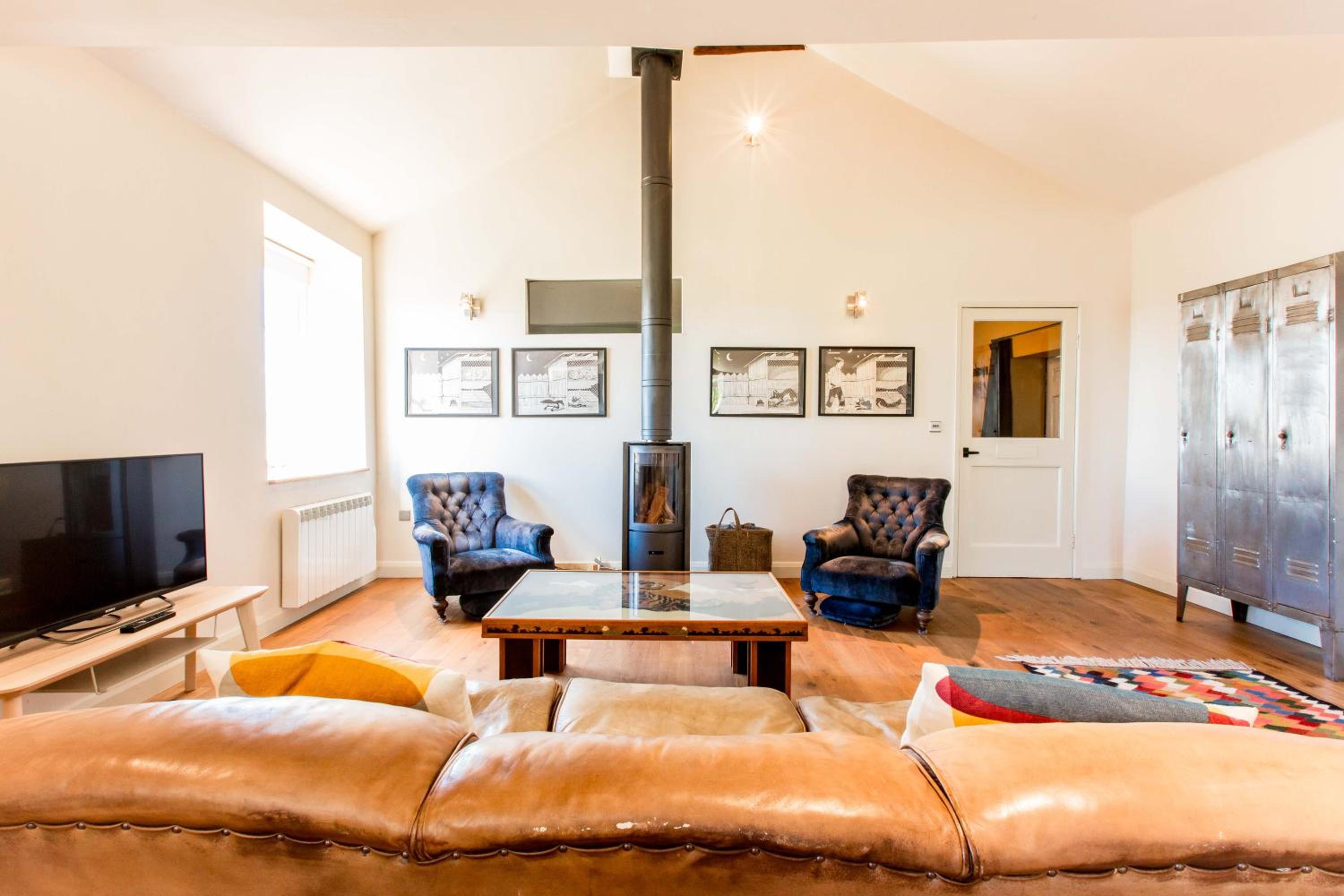 Studio Apartment photo 2