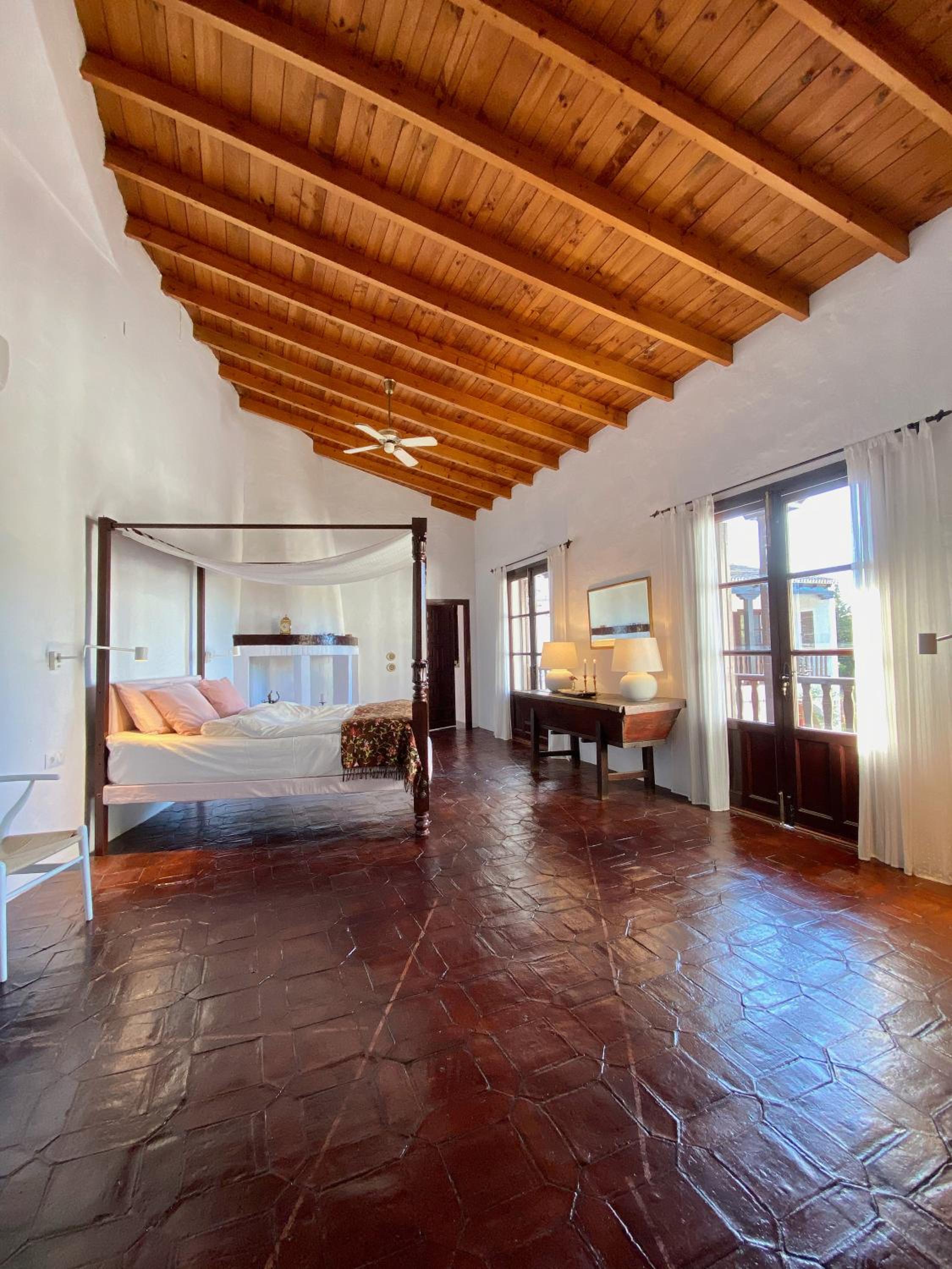 Deluxe Double Room with Balcony - Photo 1