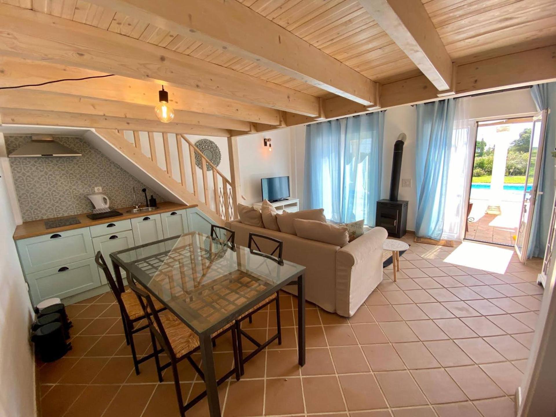 Double Room With Pool View photo 1