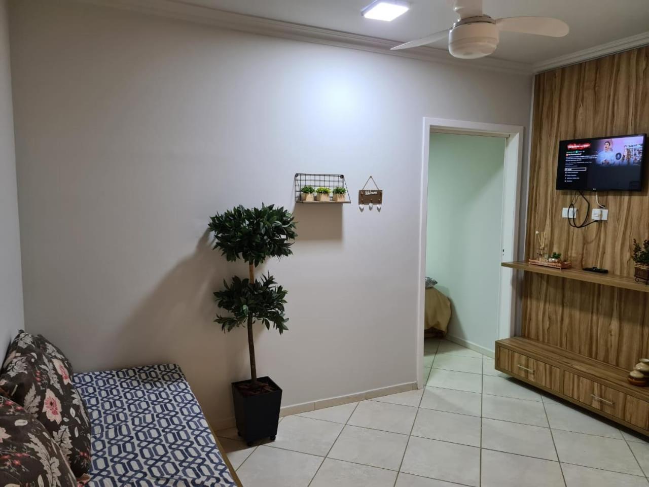One-Bedroom Apartment - Photo 24