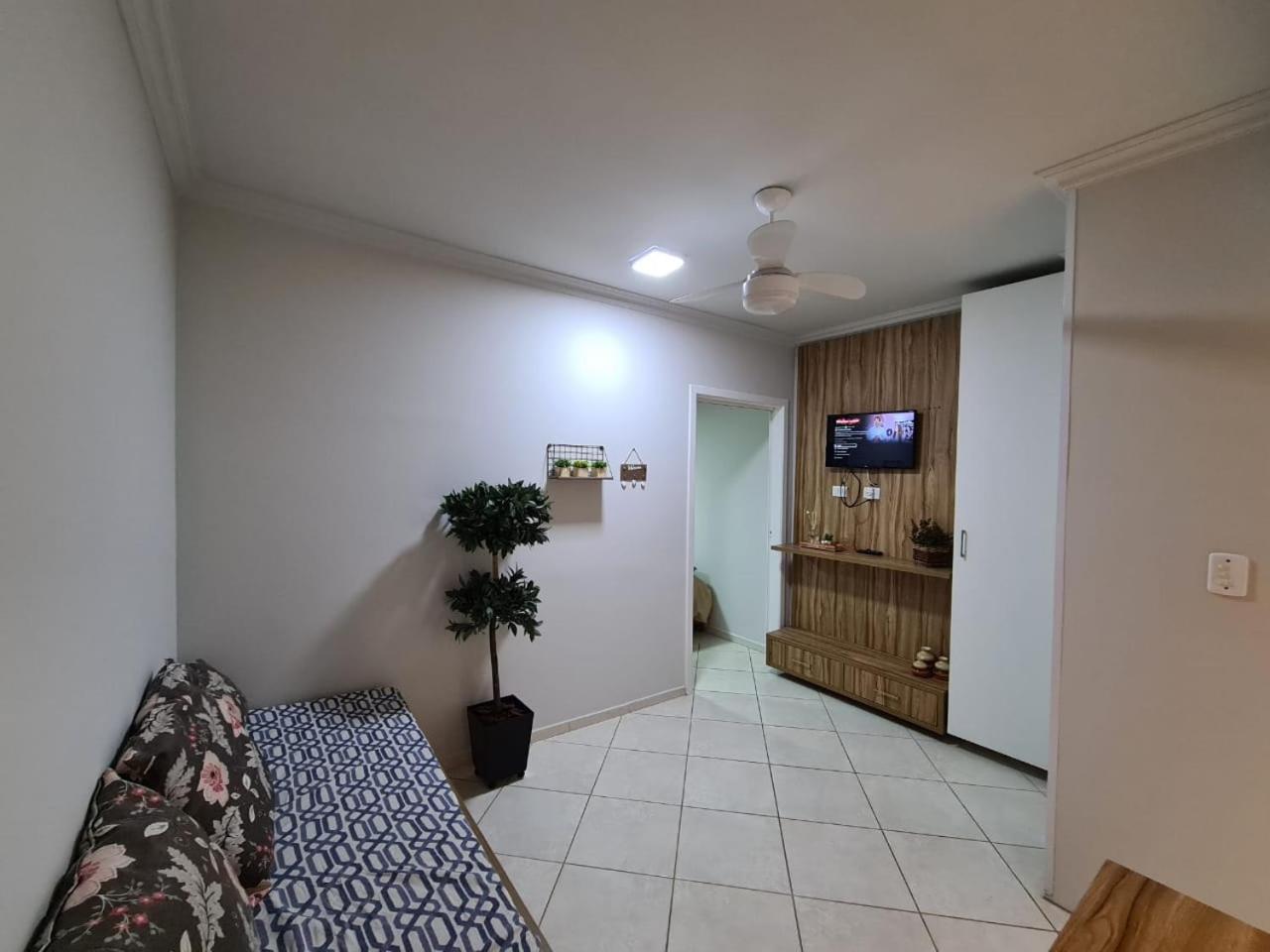 One-Bedroom Apartment - Photo 25