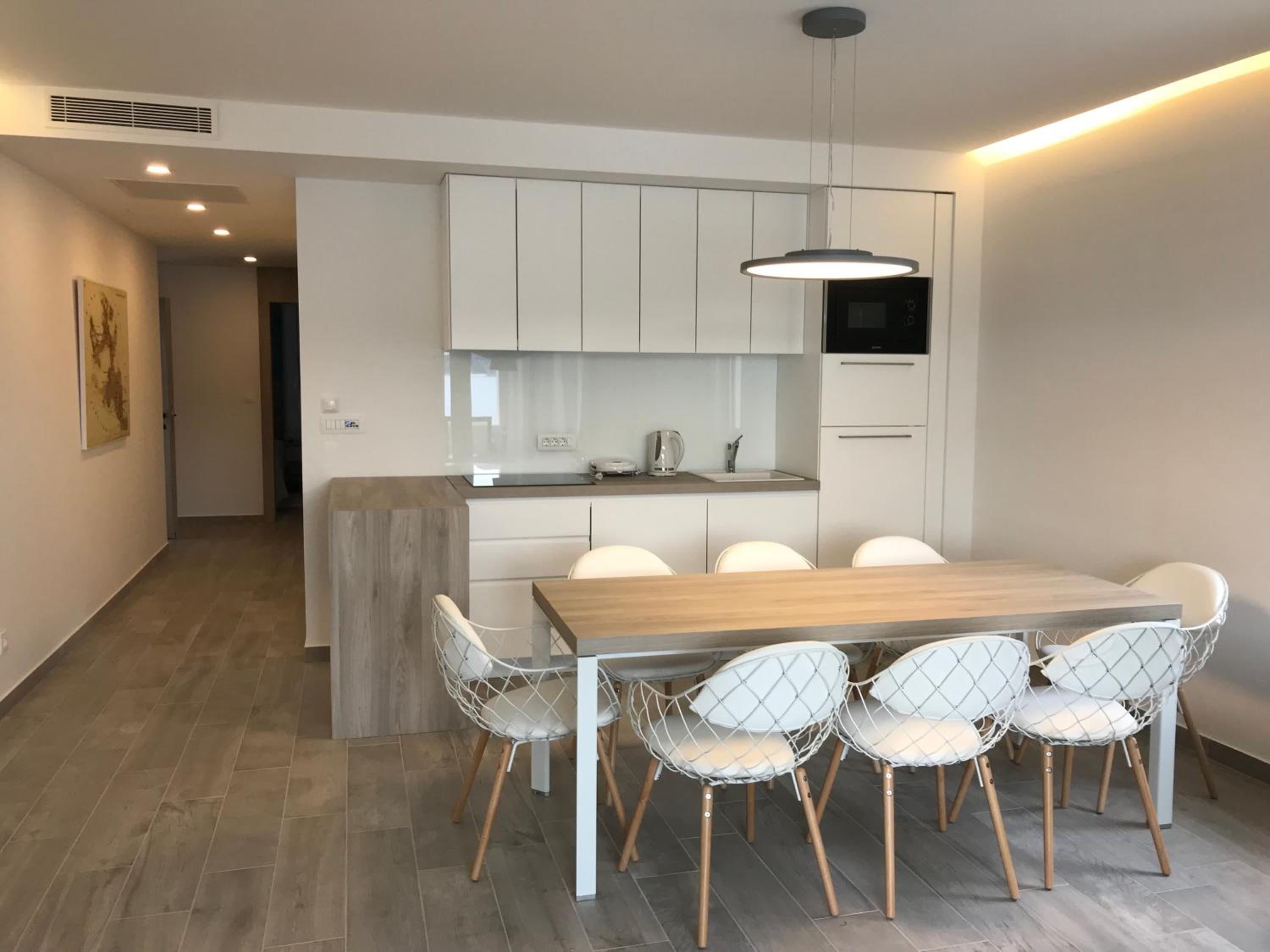 Two-Bedroom Suite with Balcony and Sea View photo 2